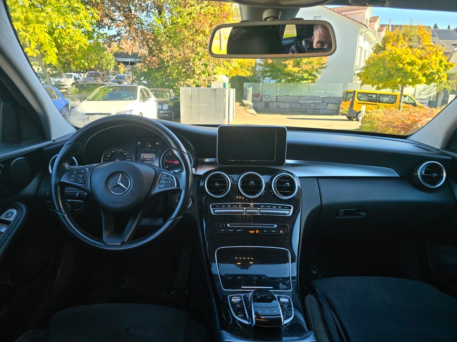MERCEDES-BENZ C 220 d Avantgarde 4Matic 7G-Tronic-image-7