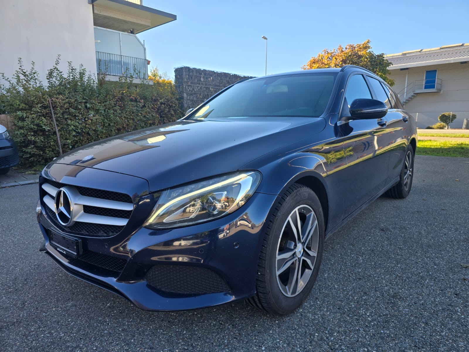 Car photo