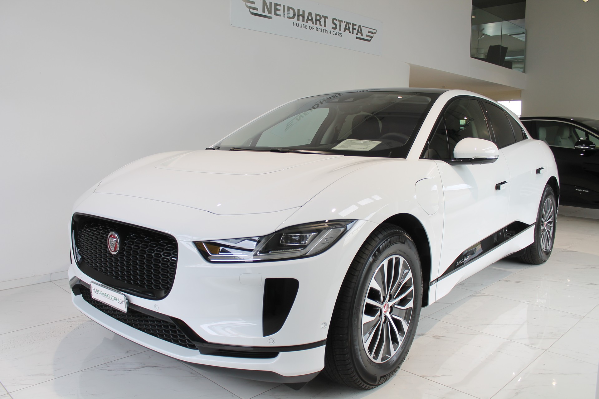 JAGUAR I-Pace EV400 S AWD-image-1