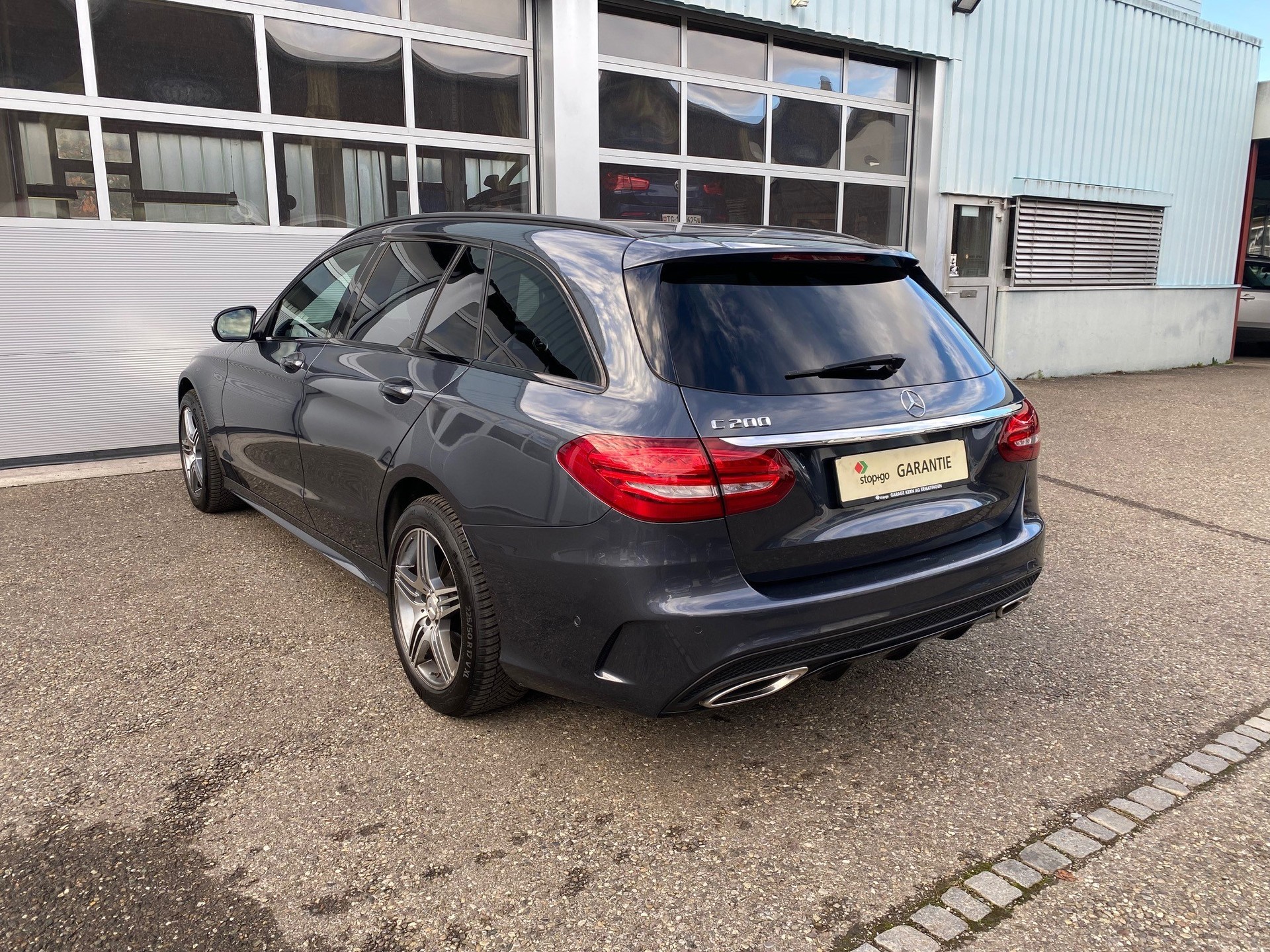 MERCEDES-BENZ C 200 AMG Line 7G-Tronic-image-8