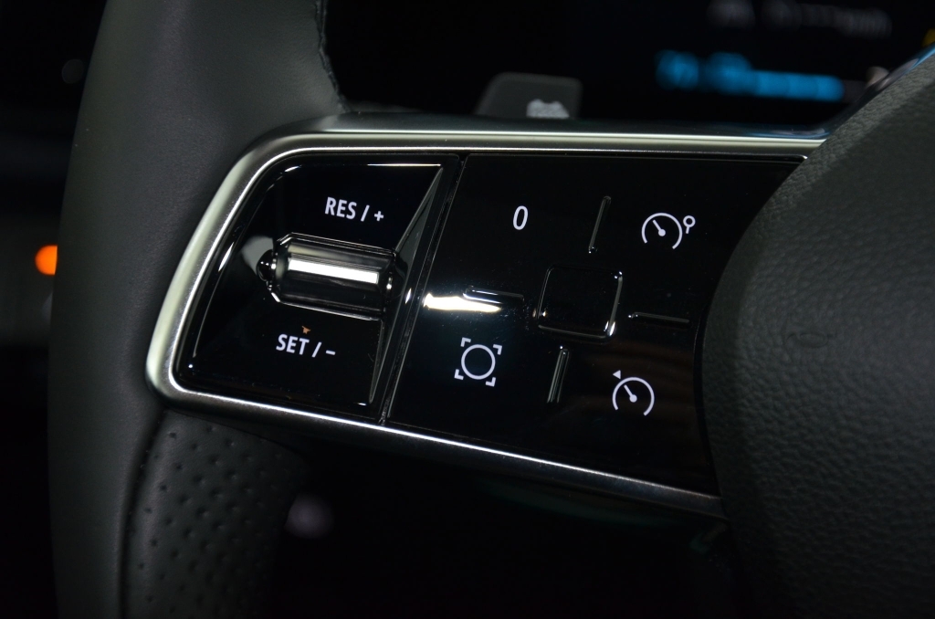 RENAULT Megane E-Tech EV60 *EQUILIBRE*-image-19