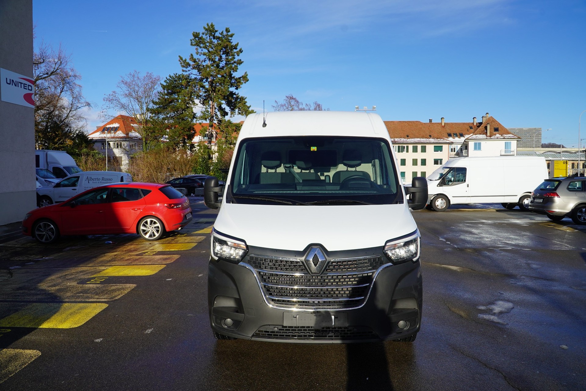 RENAULT Master T35 ENERGY 2.3dCi 150 L2H2-image-2