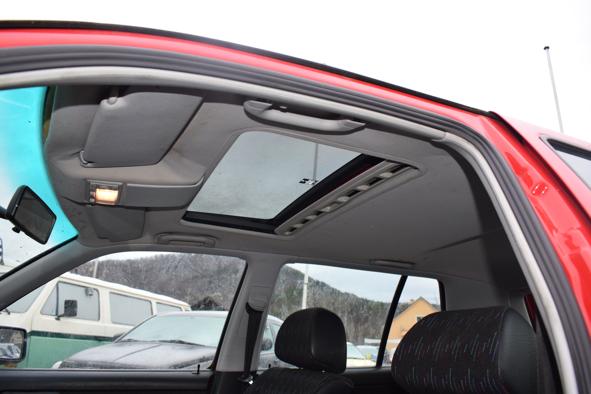 VW GOLF-image-5