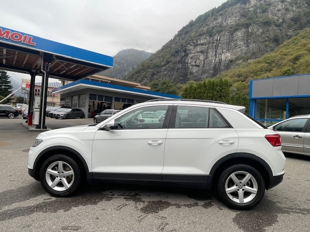 VW T-Roc 1.0 TSI-image-5