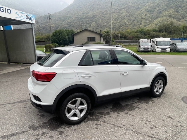 VW T-Roc 1.0 TSI-image-6