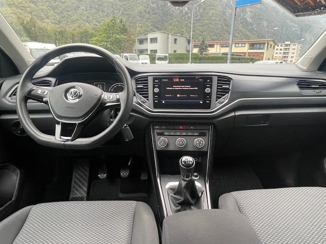 VW T-Roc 1.0 TSI-image-8