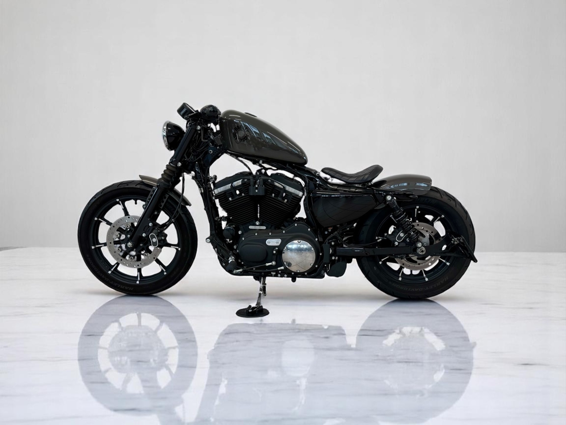 HARLEY-DAVIDSON XL 883 N Sportster Iron ABS-image-5