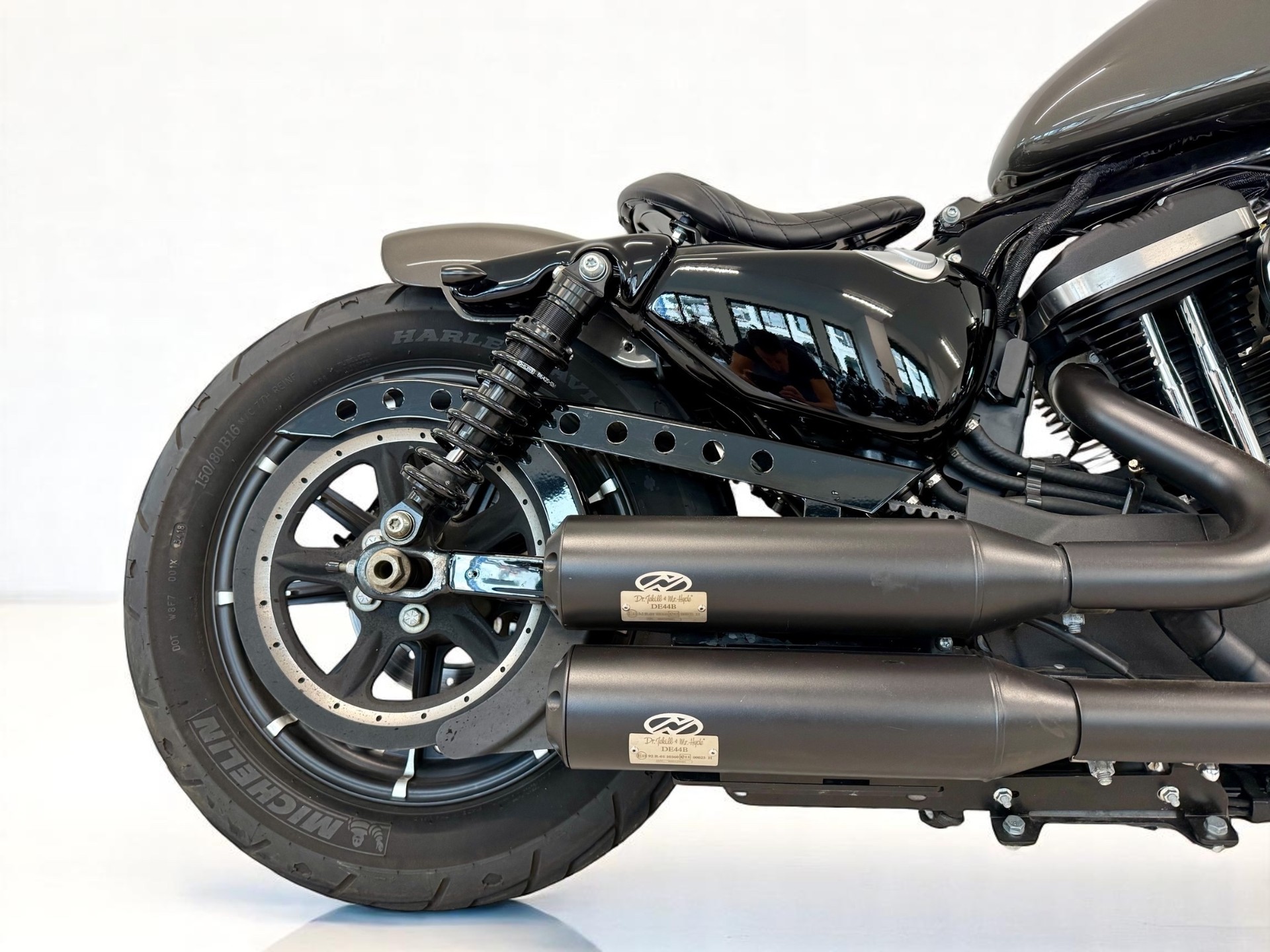 HARLEY-DAVIDSON XL 883 N Sportster Iron ABS-image-2