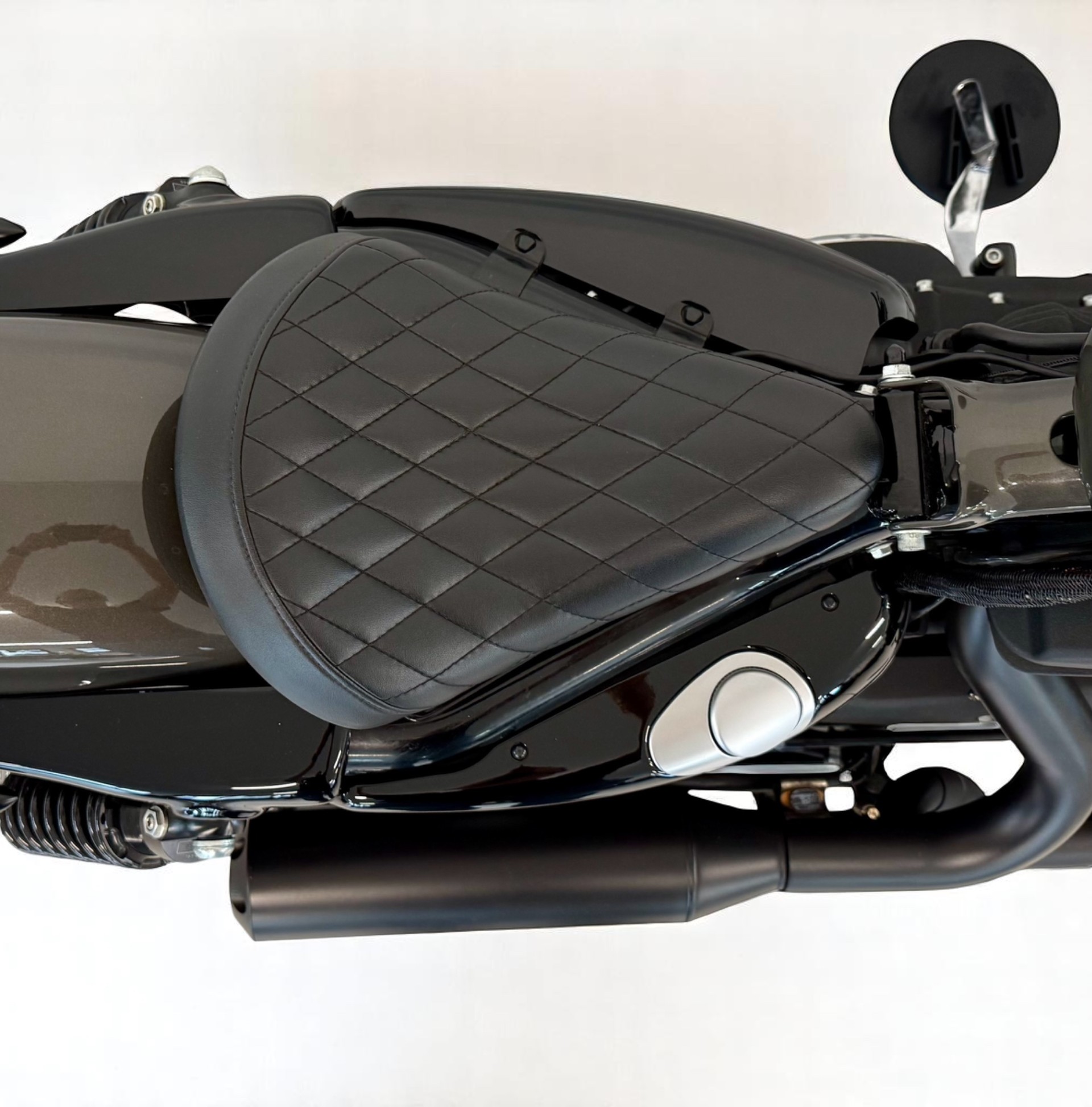 HARLEY-DAVIDSON XL 883 N Sportster Iron ABS-image-6