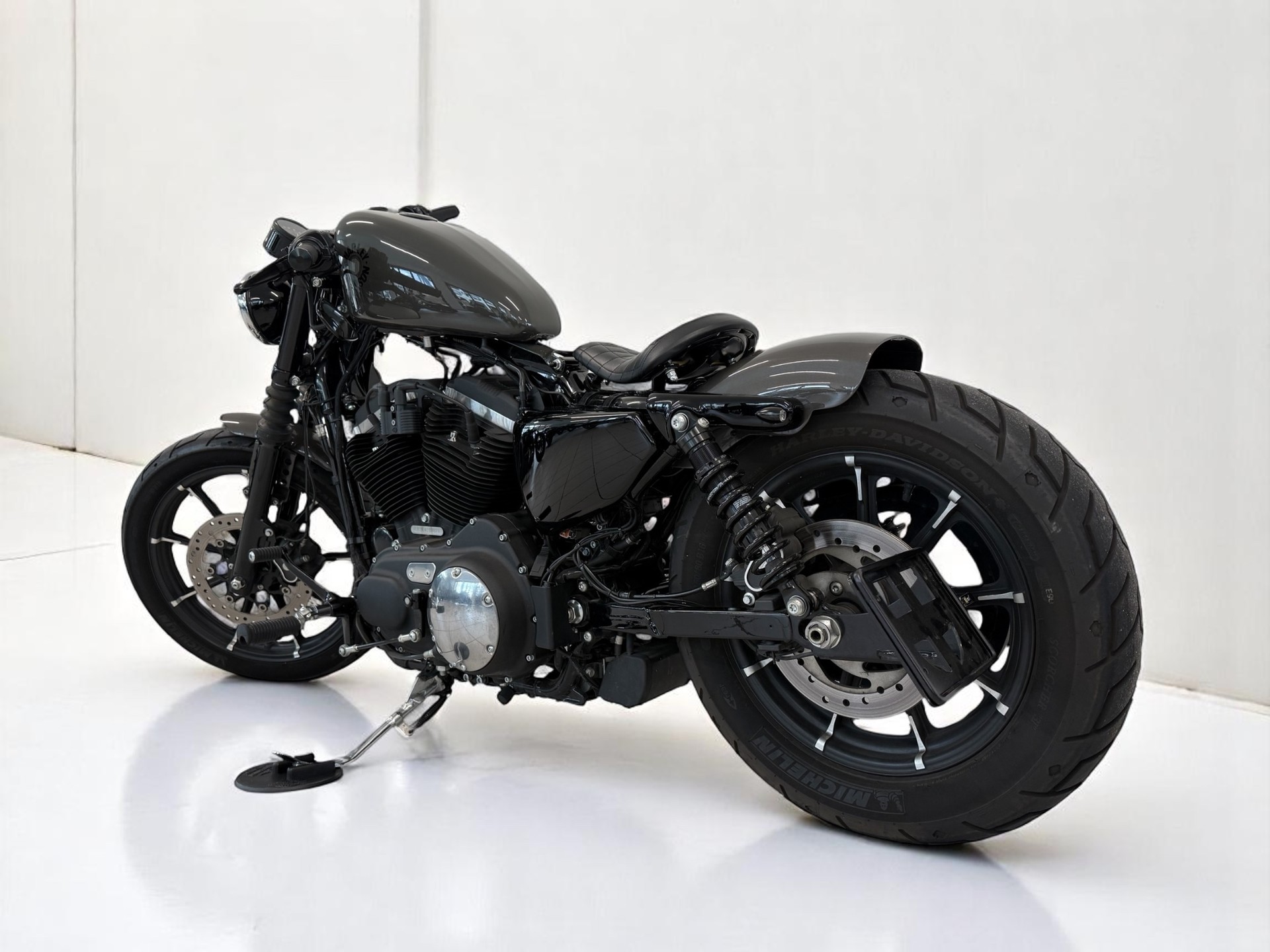 HARLEY-DAVIDSON XL 883 N Sportster Iron ABS-image-4