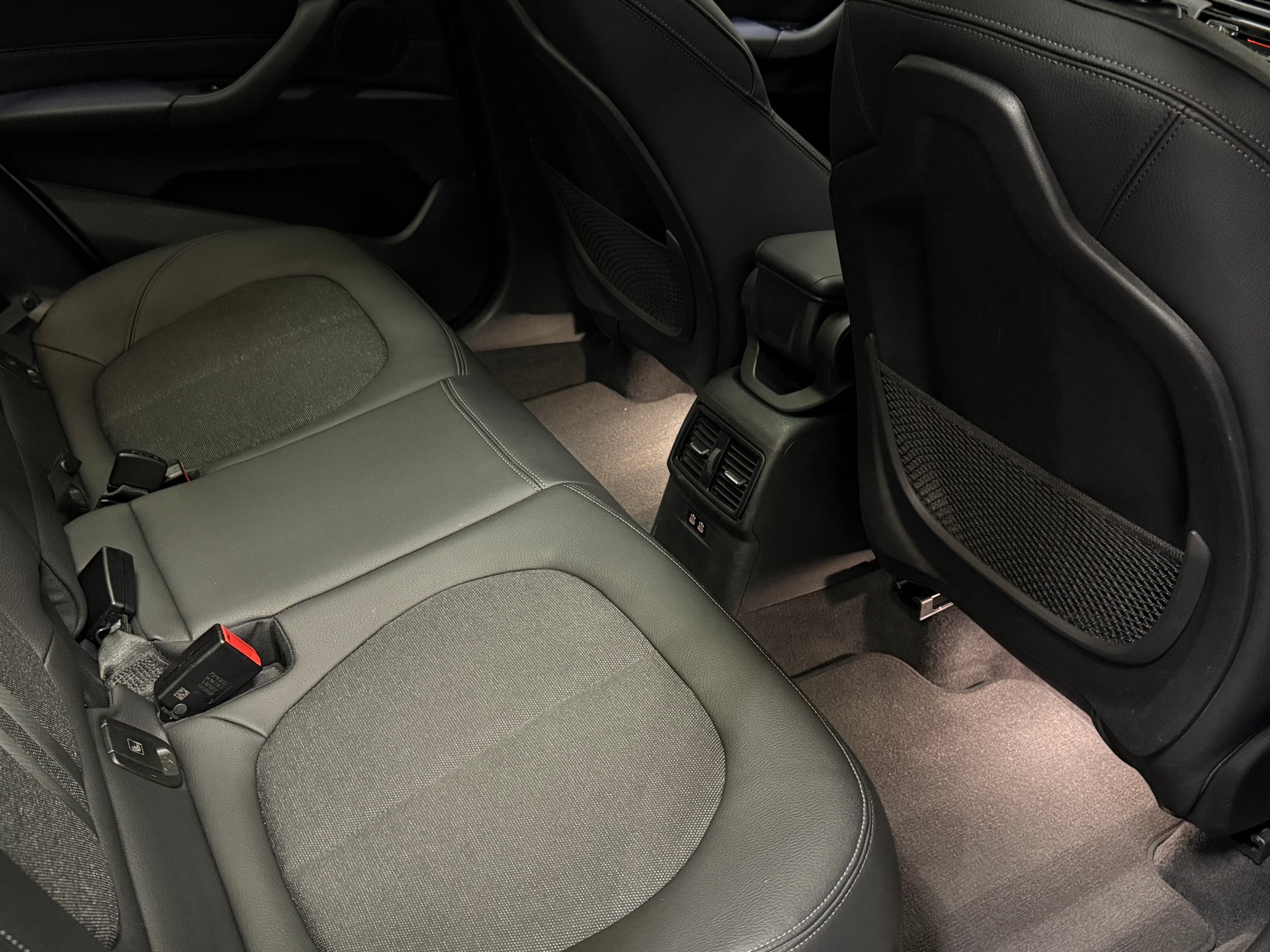 BMW X1 25e xDrive M-Sport-image-9