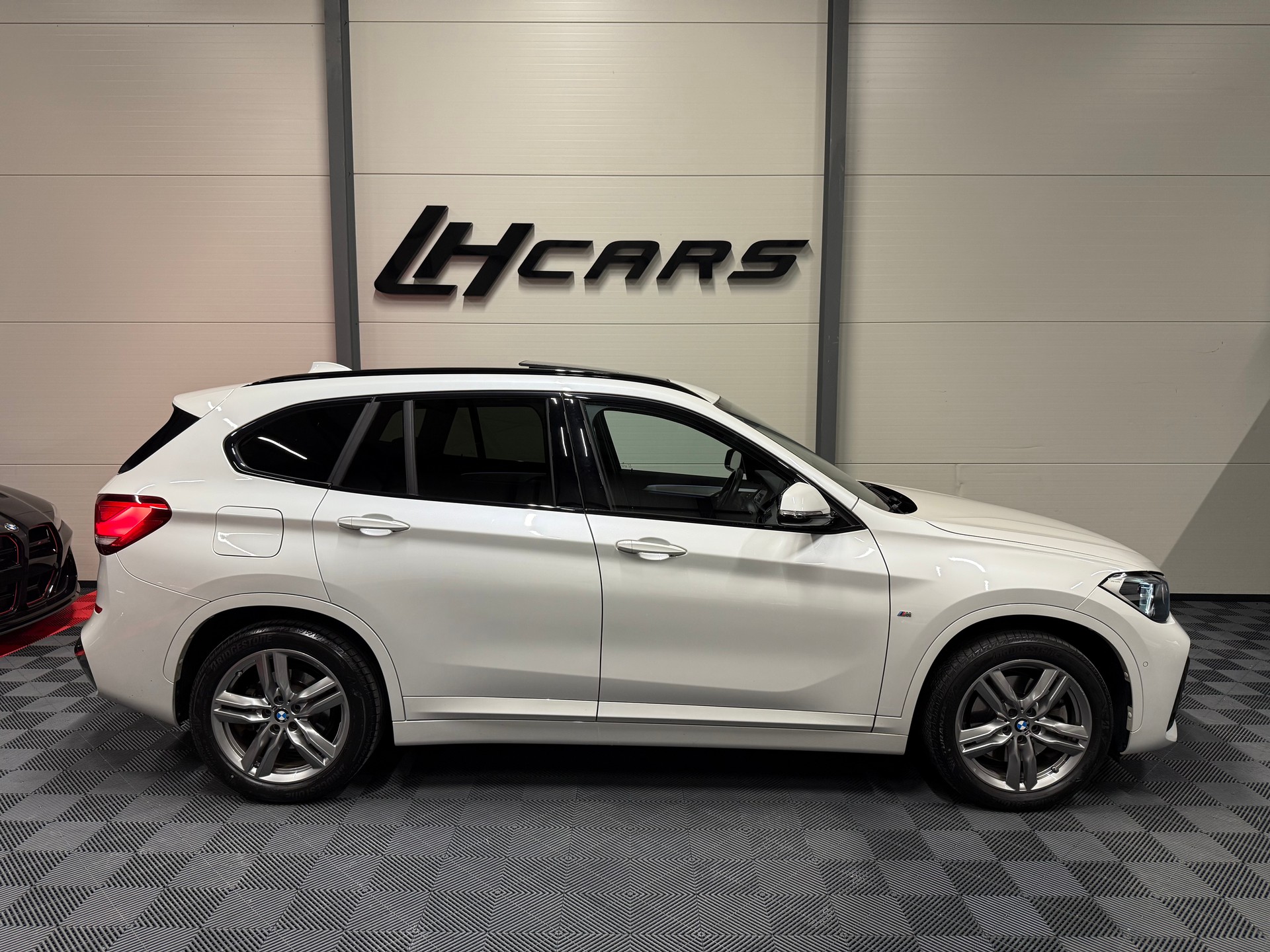 BMW X1 25e xDrive M-Sport-image-4