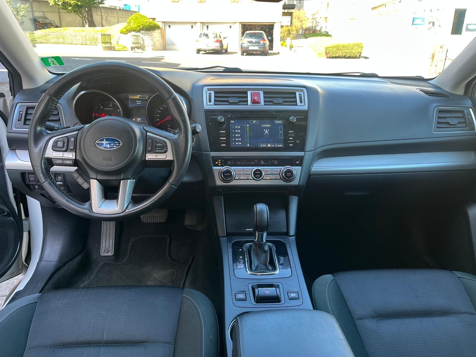 SUBARU Outback 2.0D Swiss AWD Lineartronic-image-5