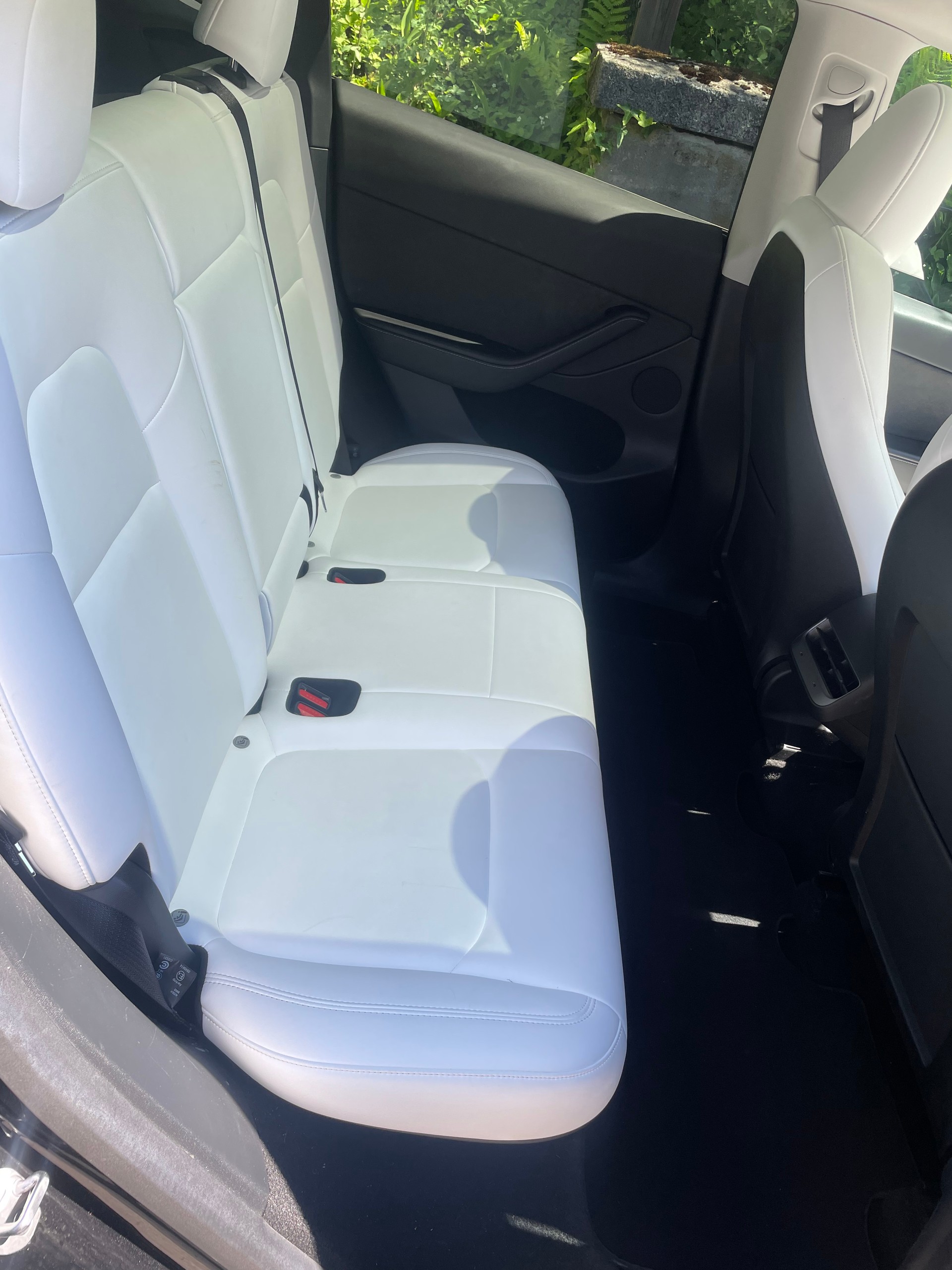 TESLA Model Y Long Range 4x4 dual motor, Innenraum weiss, 8-fach bereift-image-20