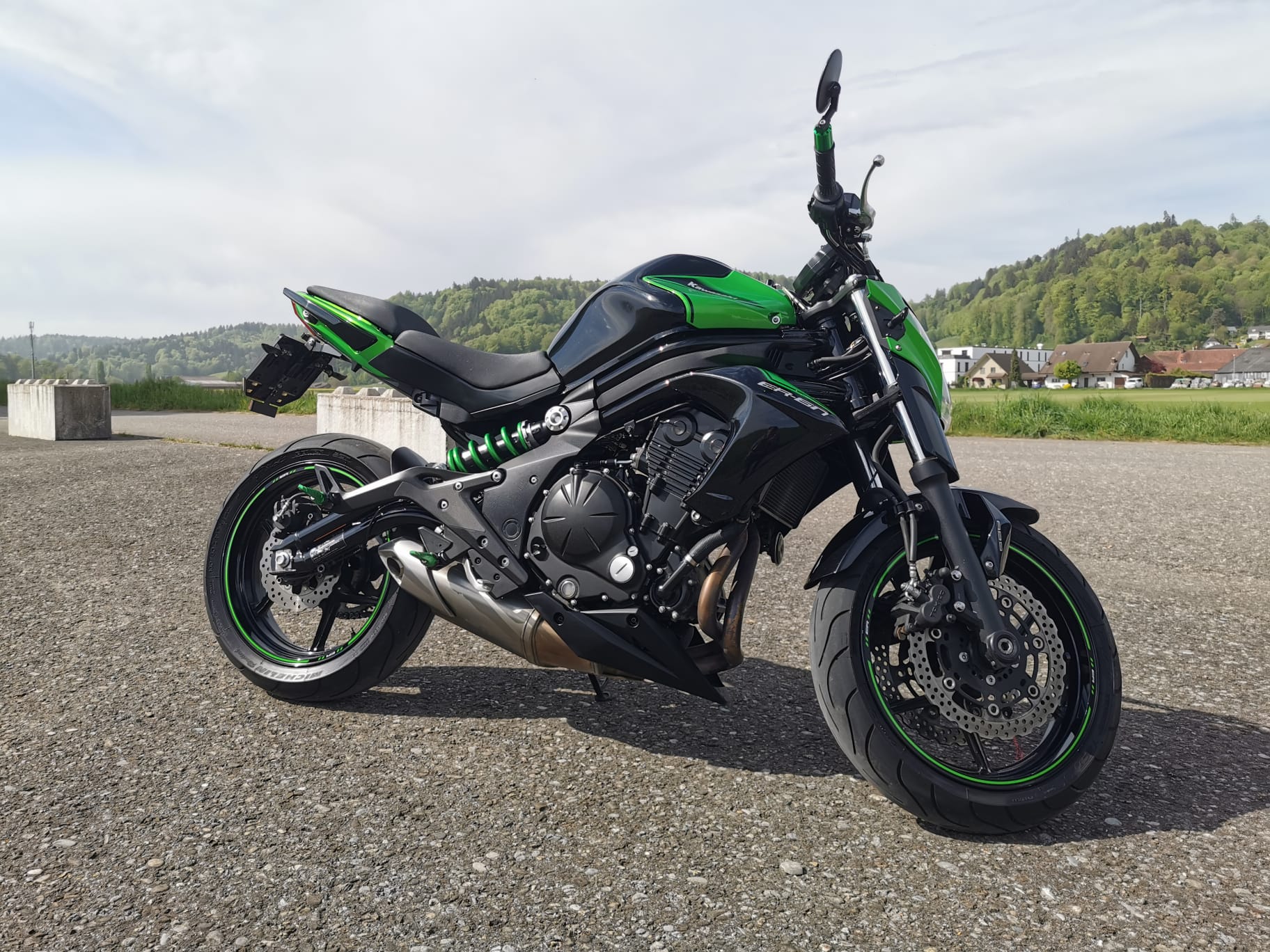 KAWASAKI ER-6 n ABS