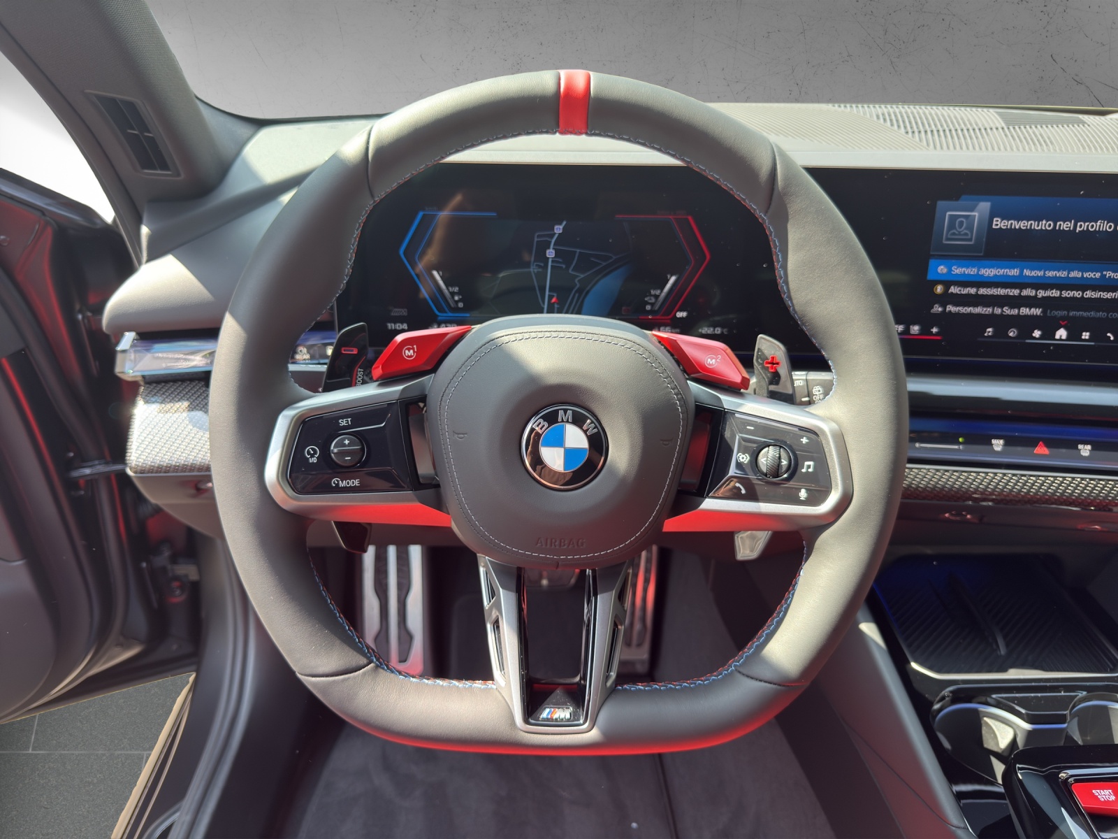 BMW M5 xDrive Touring-image-12