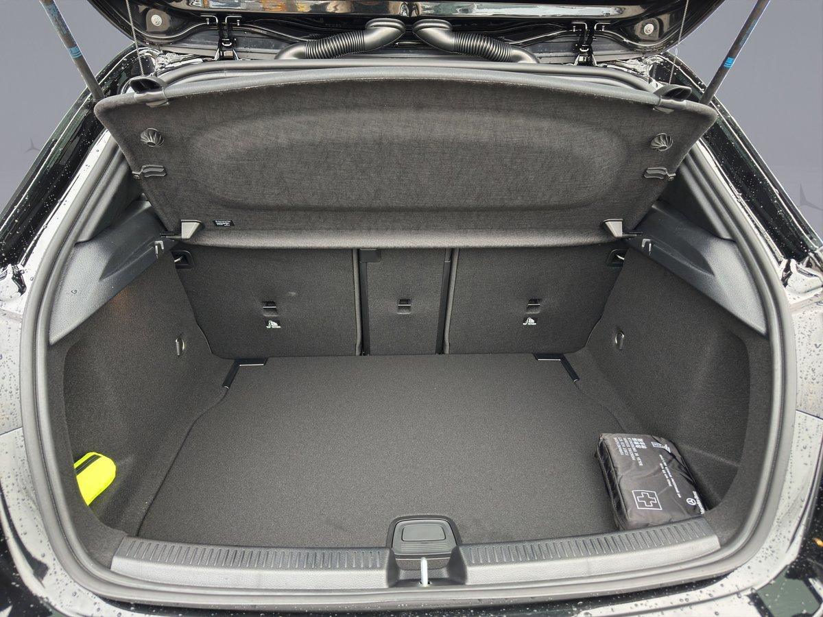 MERCEDES-BENZ A 180 Progressive-image-12
