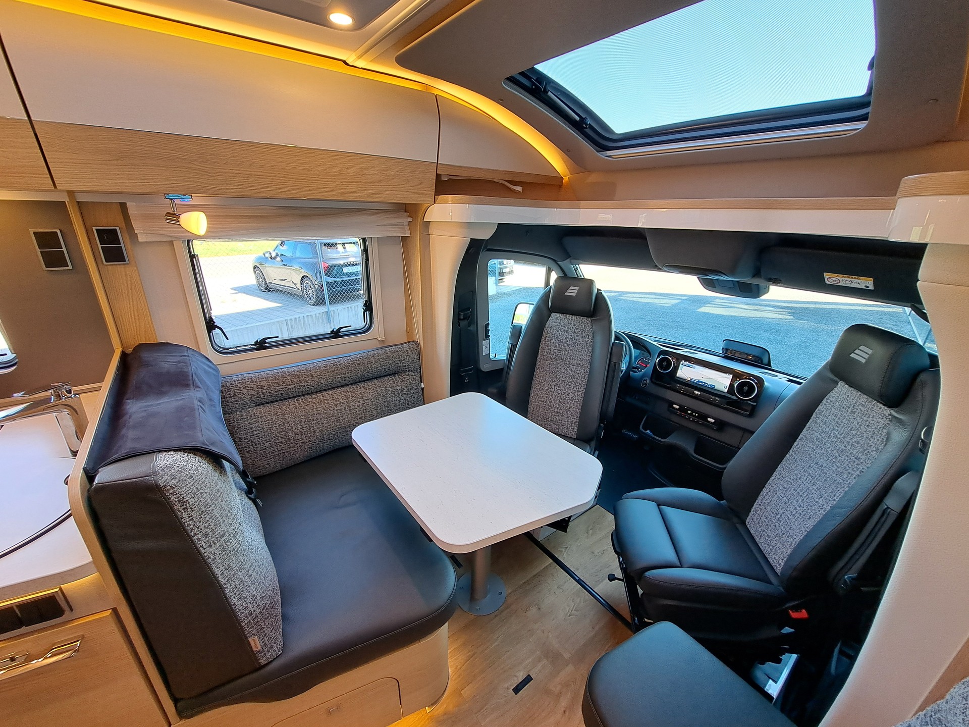 HYMER B MC T 680-image-1