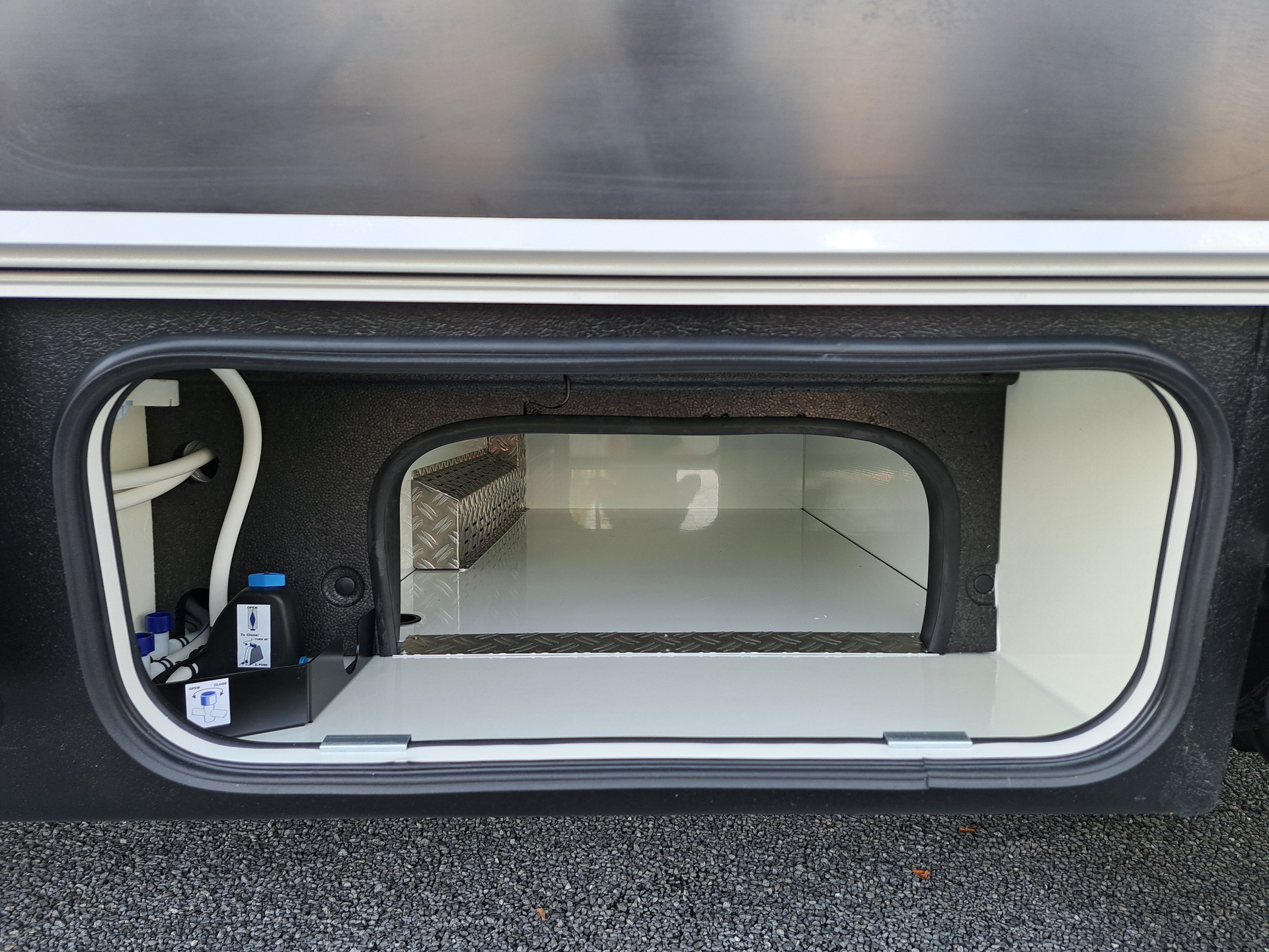 HYMER B MC T 680-image-11