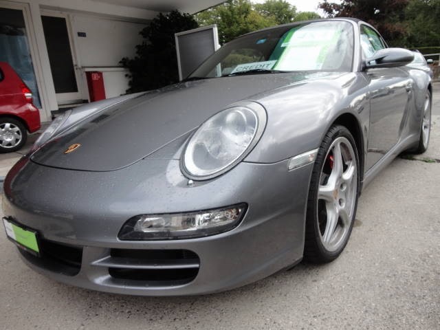 PORSCHE 911 Cabrio Carrera 4S-image-1