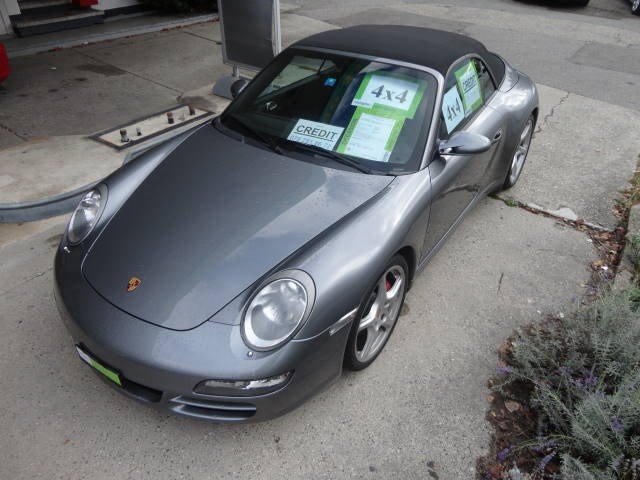 PORSCHE 911 Cabrio Carrera 4S