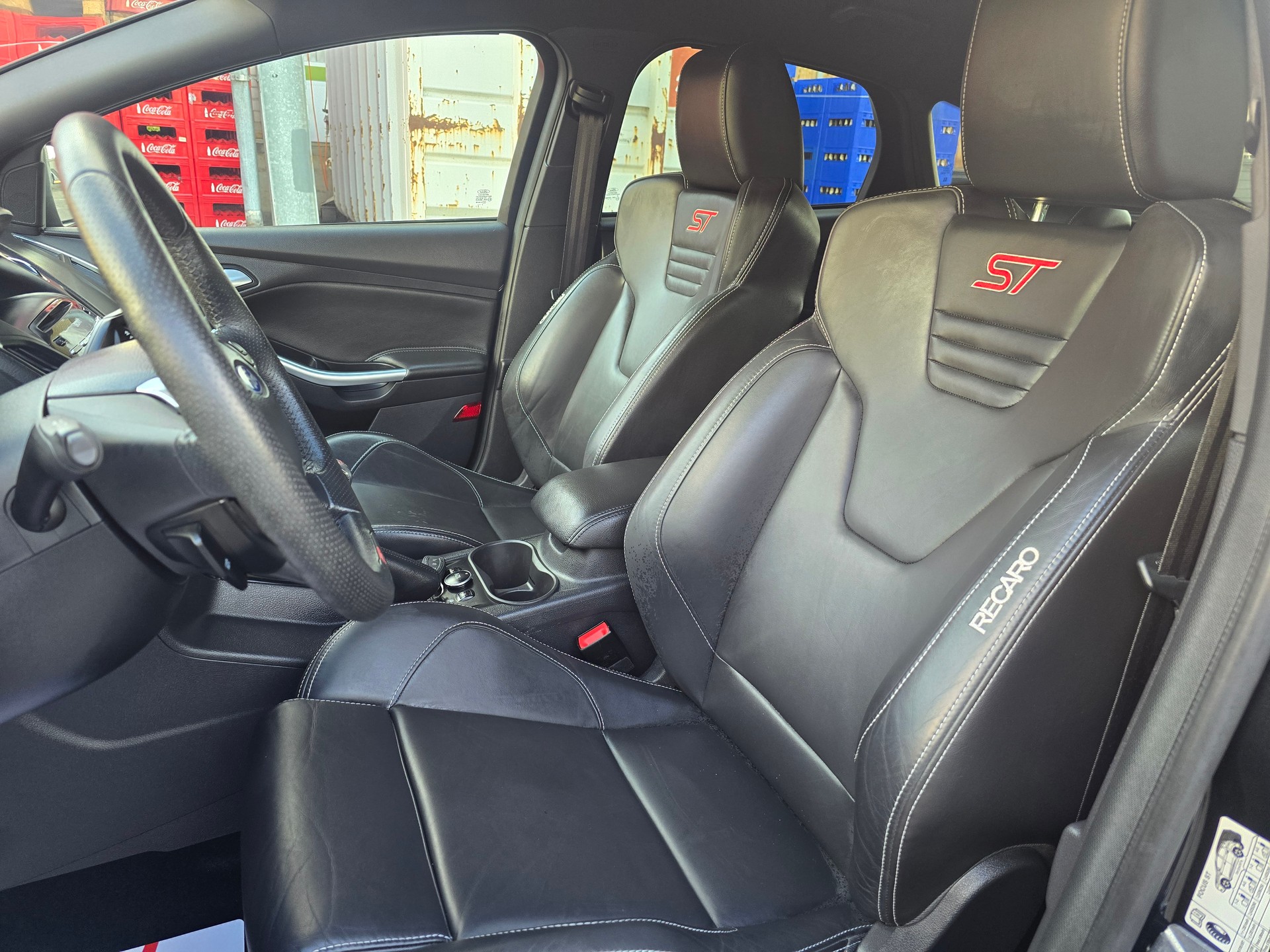 FORD Focus 2.0 SCTi ST-3-image-11
