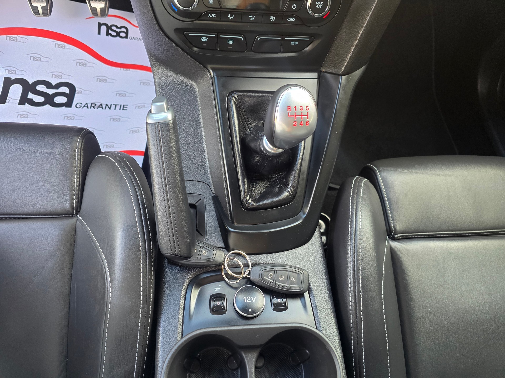 FORD Focus 2.0 SCTi ST-3-image-17