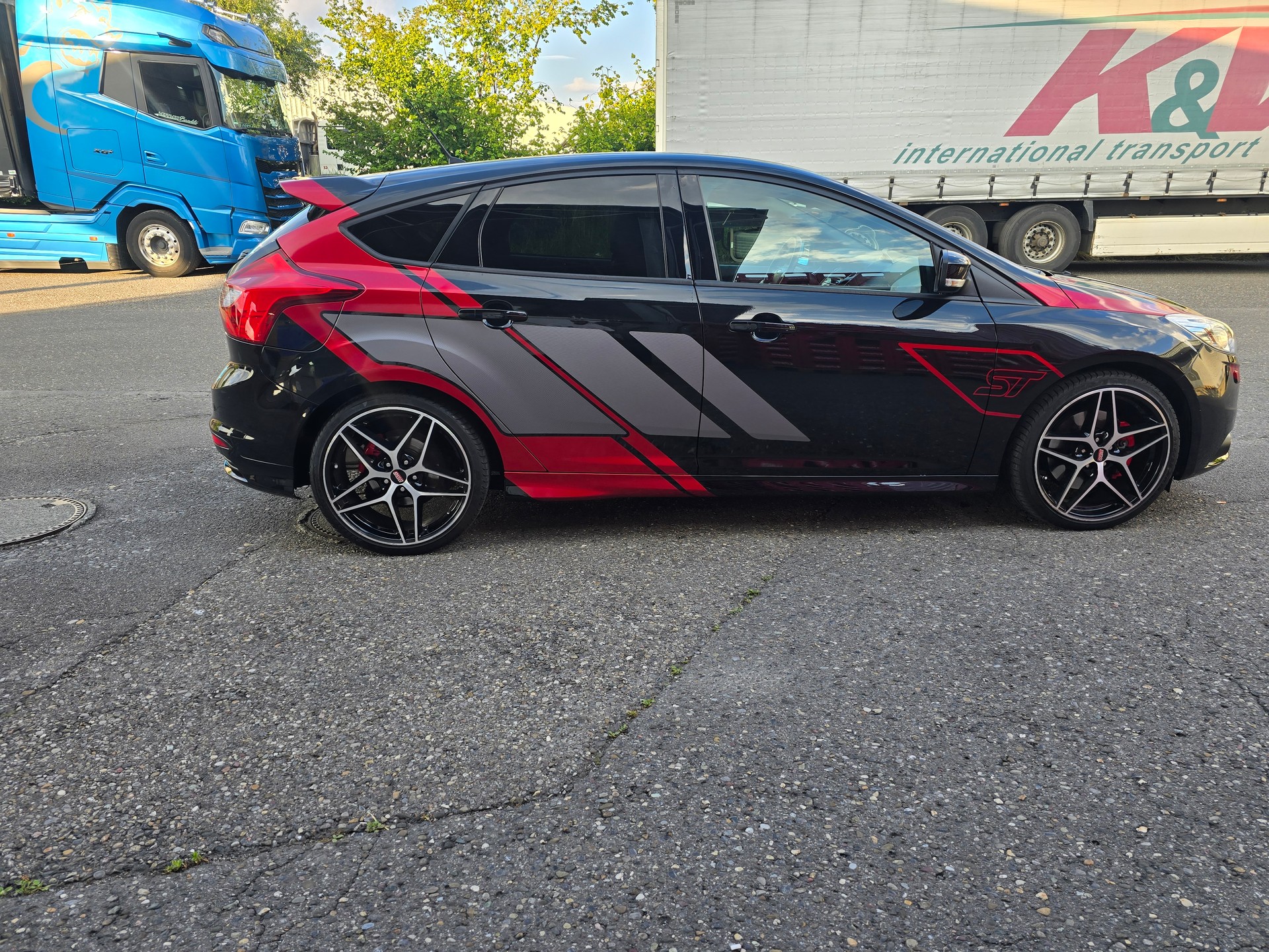 FORD Focus 2.0 SCTi ST-3-image-7