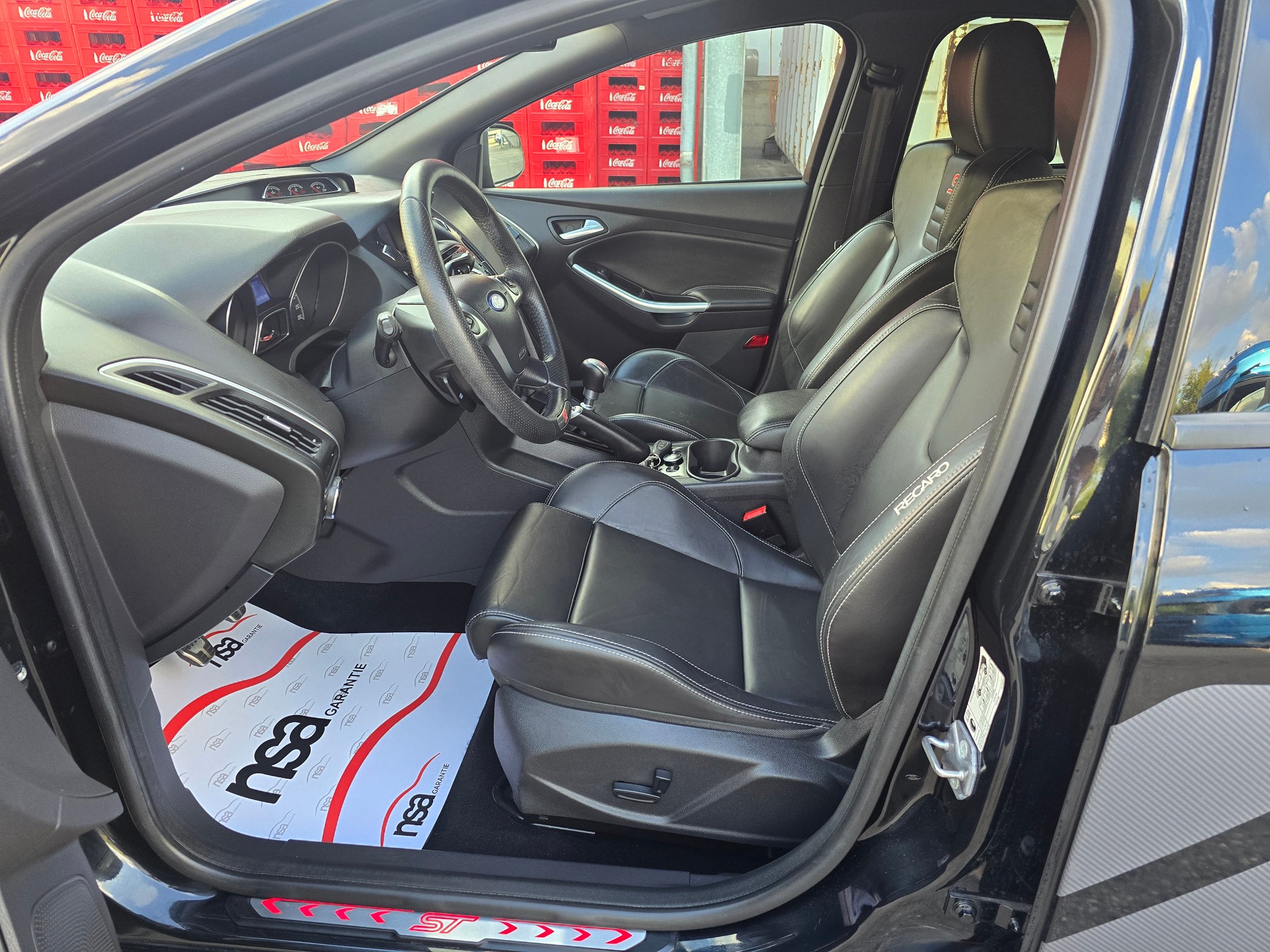 FORD Focus 2.0 SCTi ST-3-image-9