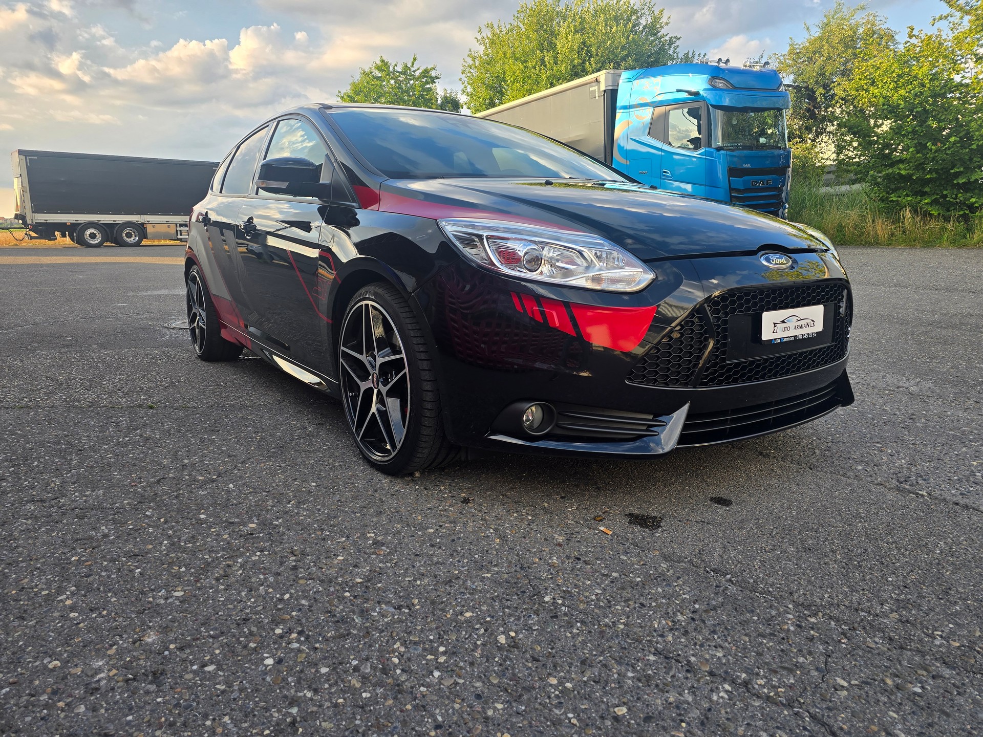 FORD Focus 2.0 SCTi ST-3-image-1