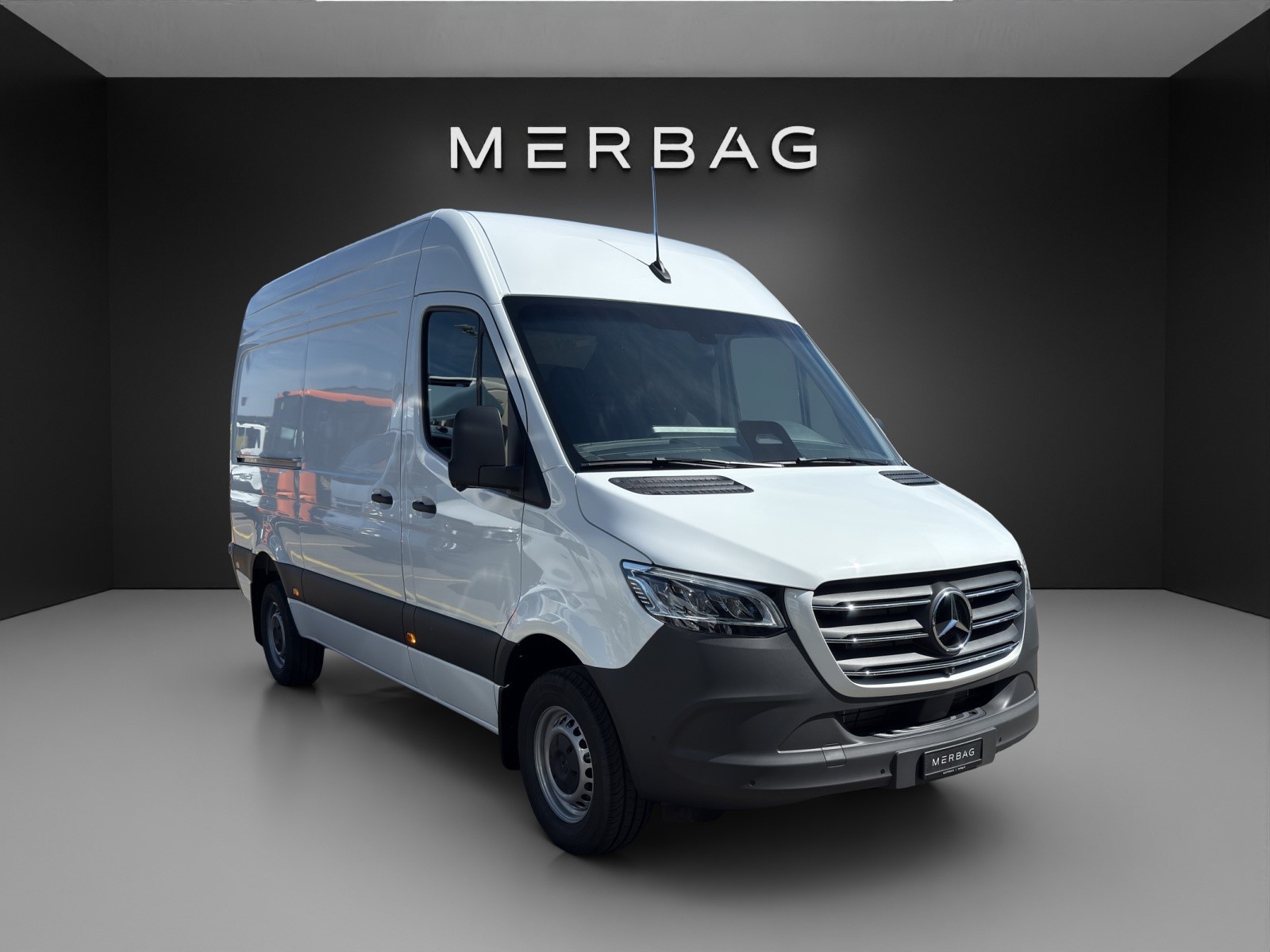 MERCEDES-BENZ Sprinter 319 CDI Standard 9G-TRONIC-image-0