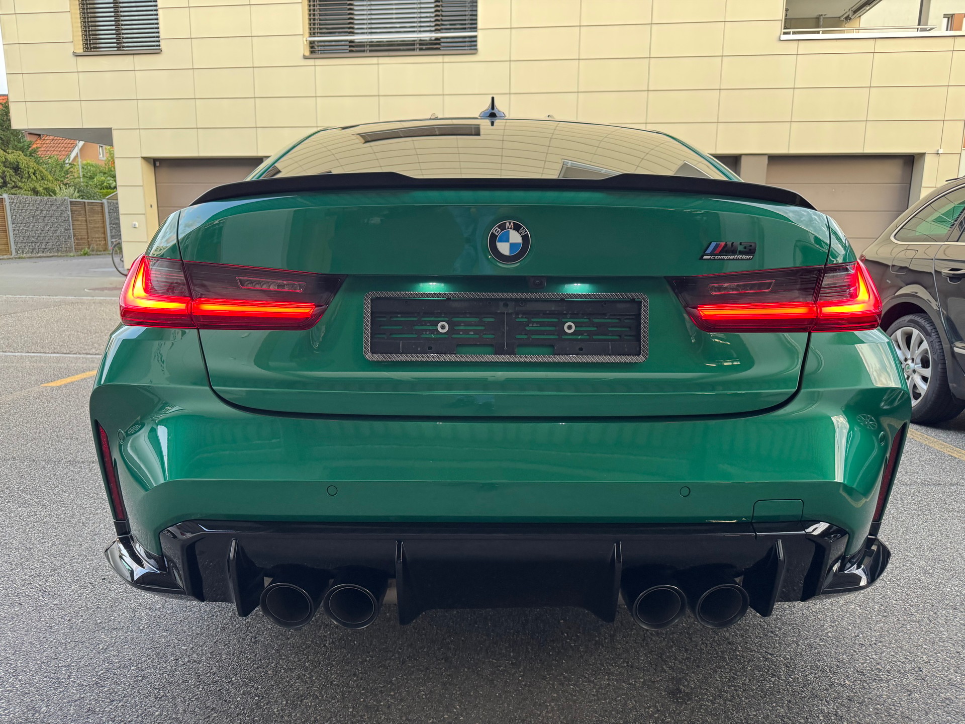 BMW M3 Competition *inkl. Garantie, ab Service & Lackschutzfolie*-image-4