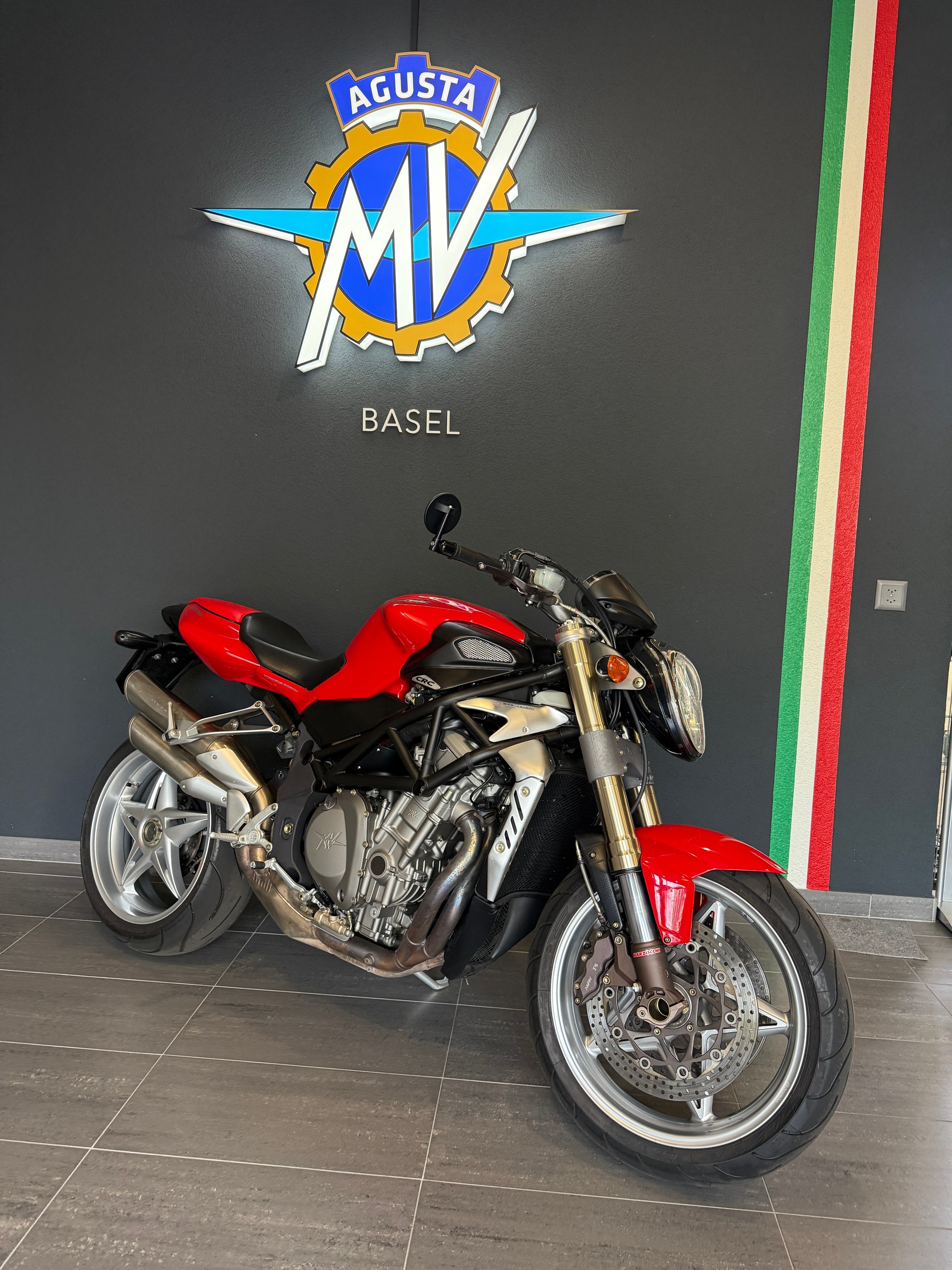 MV AGUSTA B4 Brutale 910