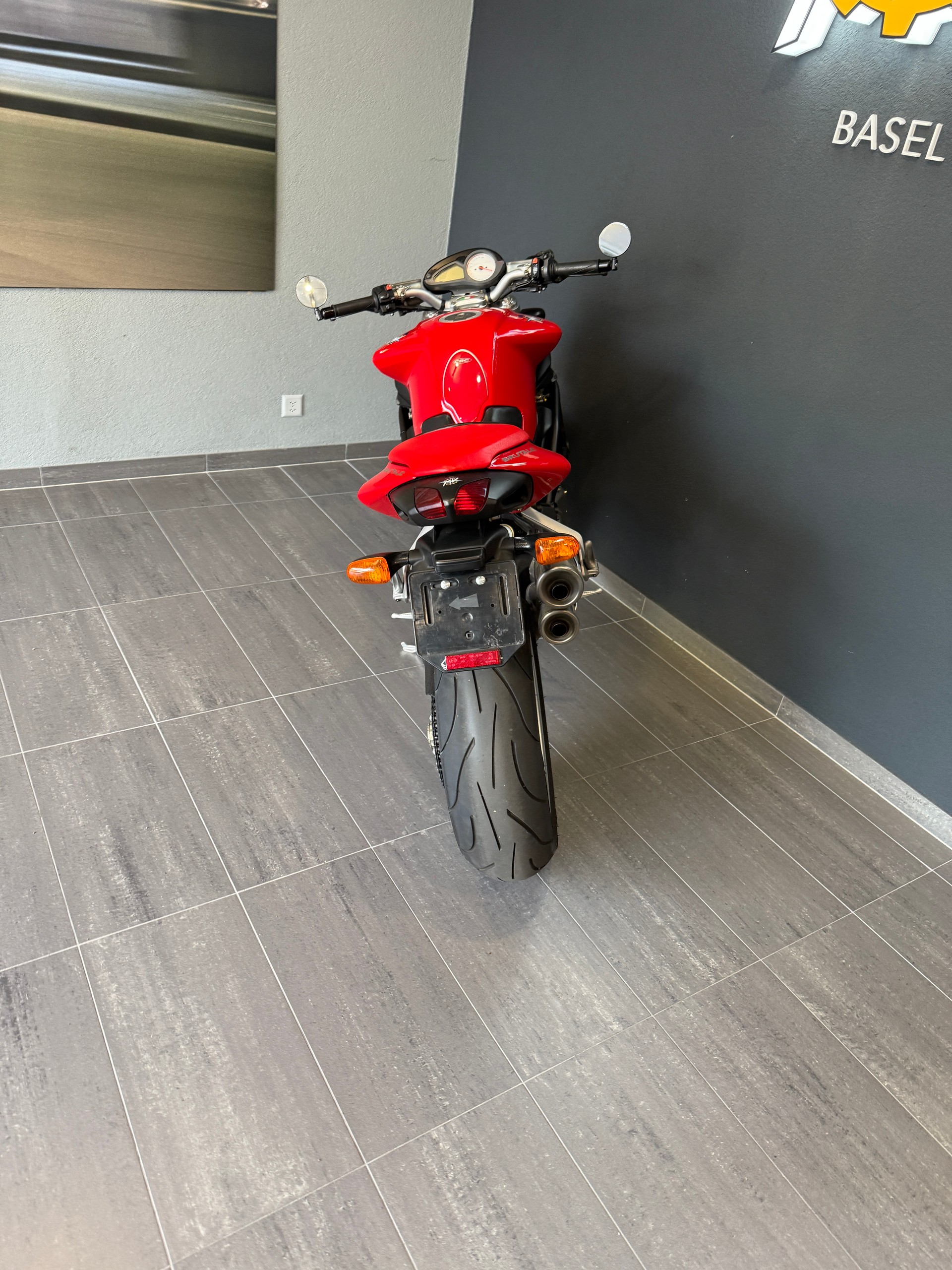 MV AGUSTA B4 Brutale 910-image-13