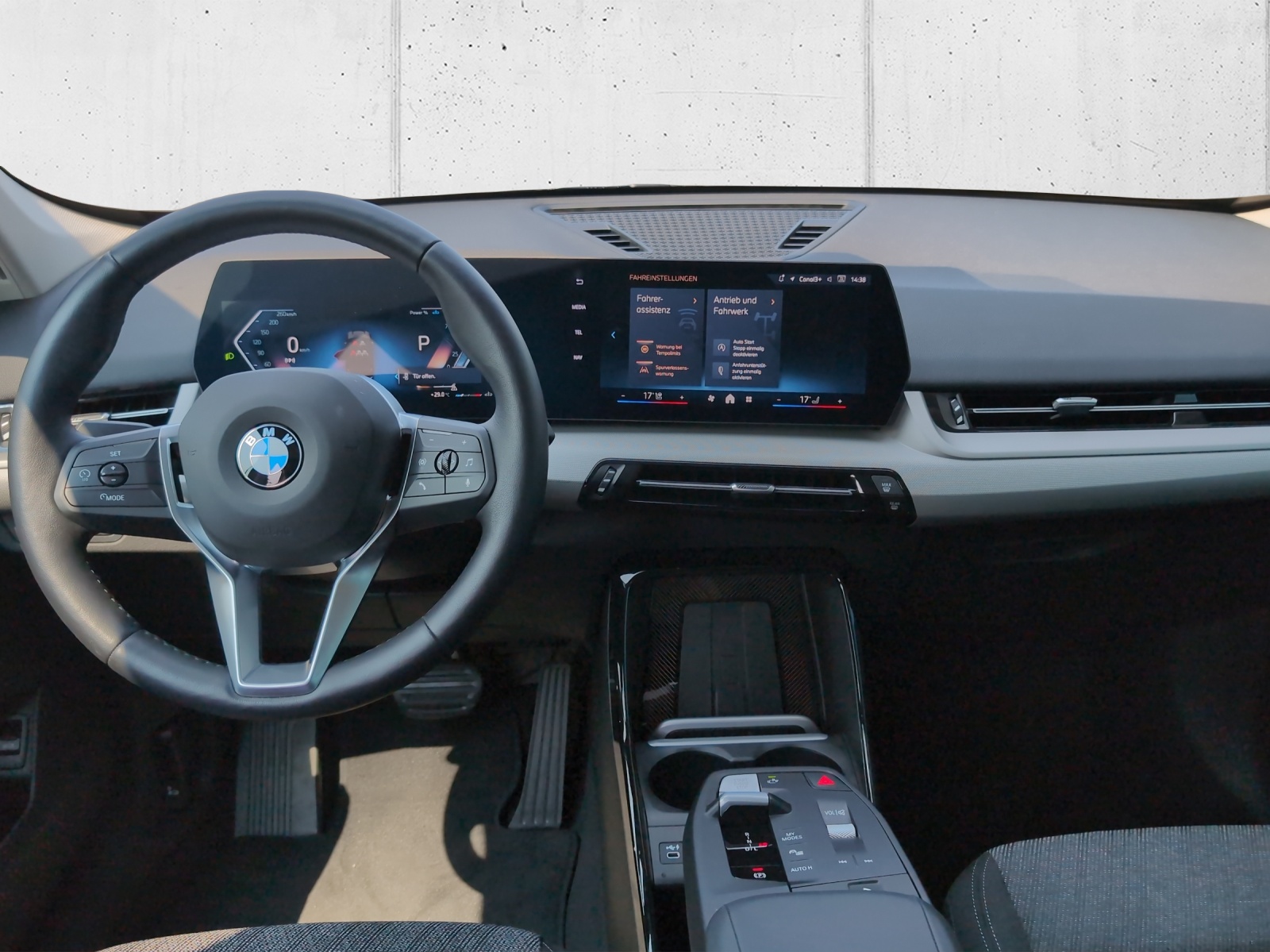 BMW X1 sDrive 18i-image-14