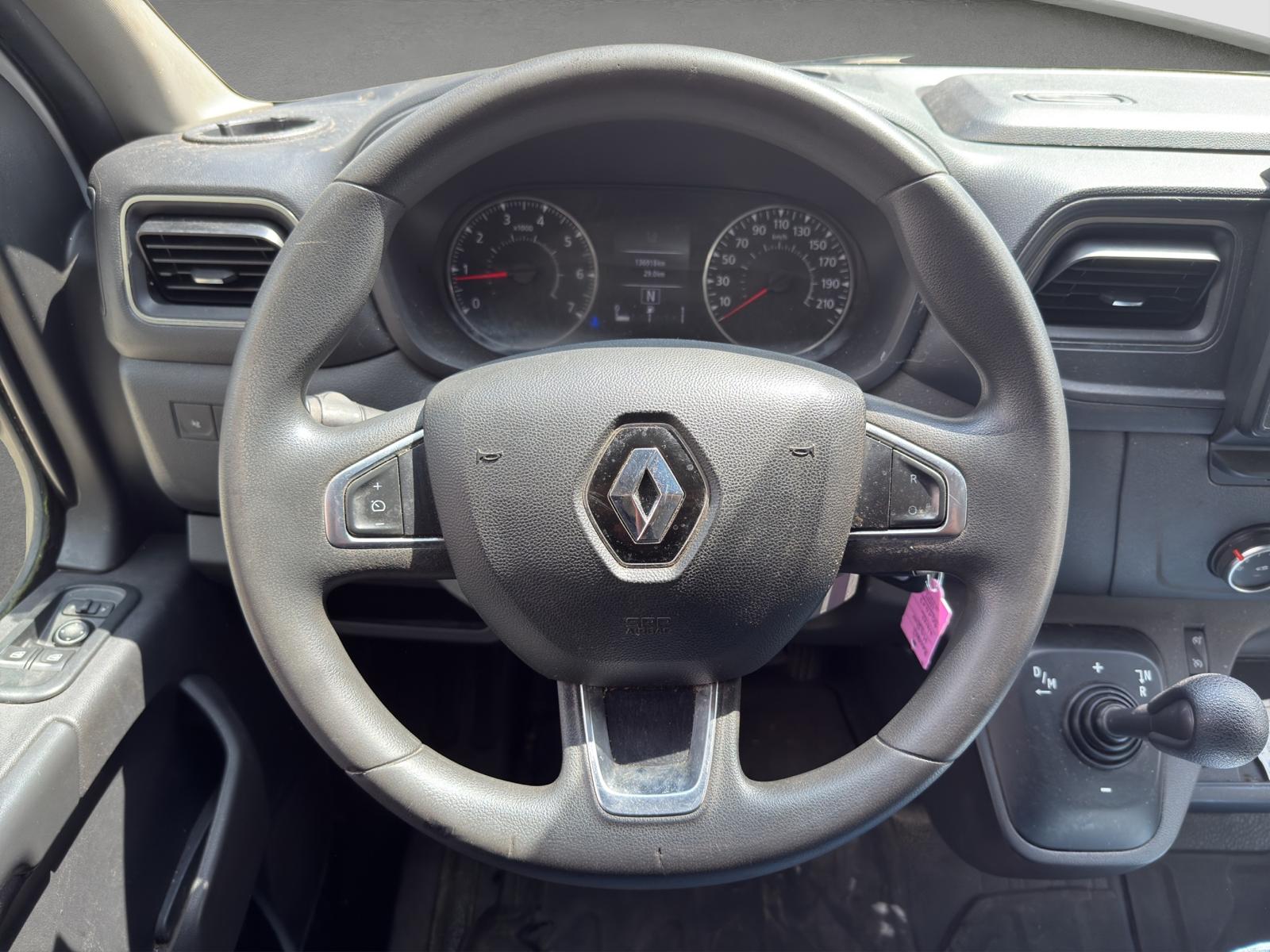 RENAULT Master T35 ENERGY 2.3dCi 180 L2H2 Quickshift-image-10