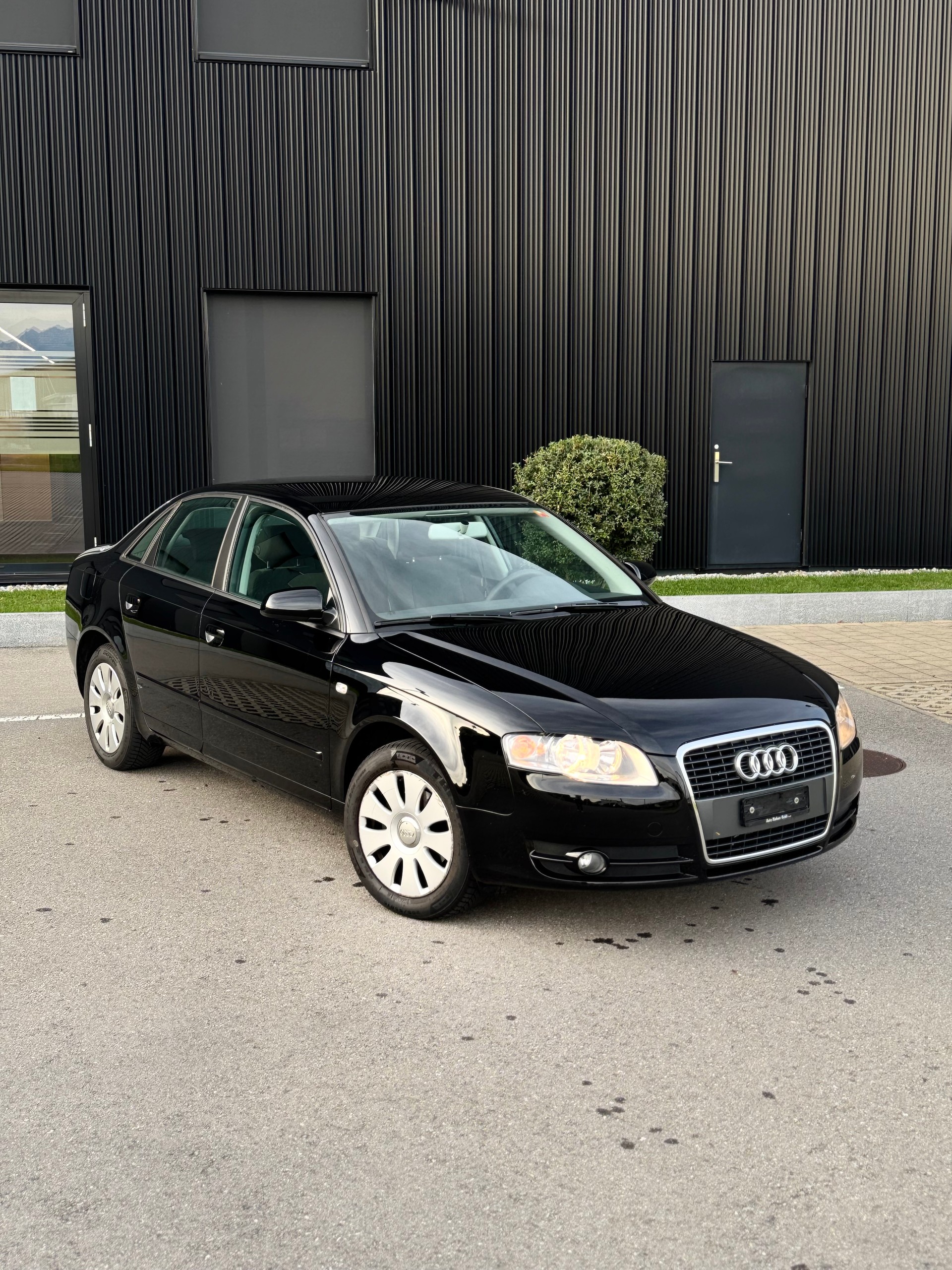 AUDI A4 2.0