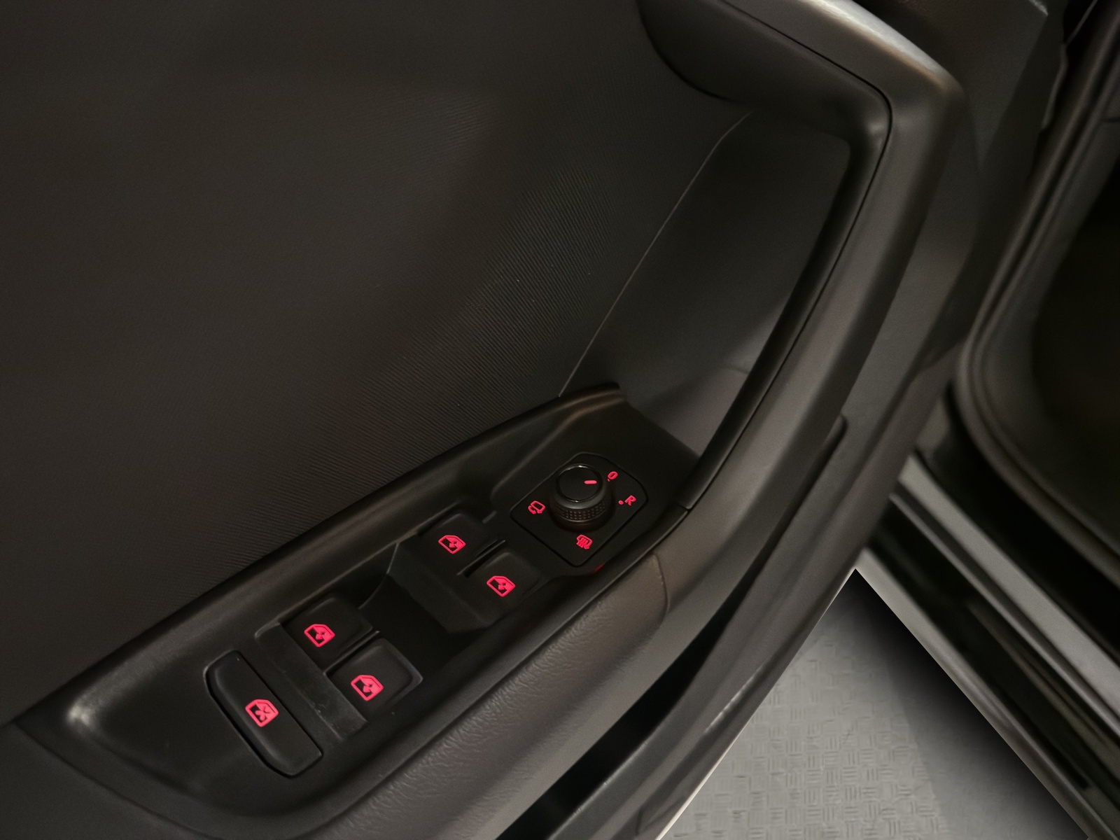 AUDI A1 Sportback 30 TFSI Attraction S-tronic-image-20