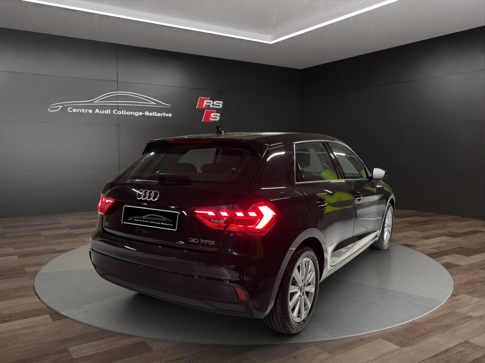 AUDI A1 Sportback 30 TFSI Attraction S-tronic-image-5