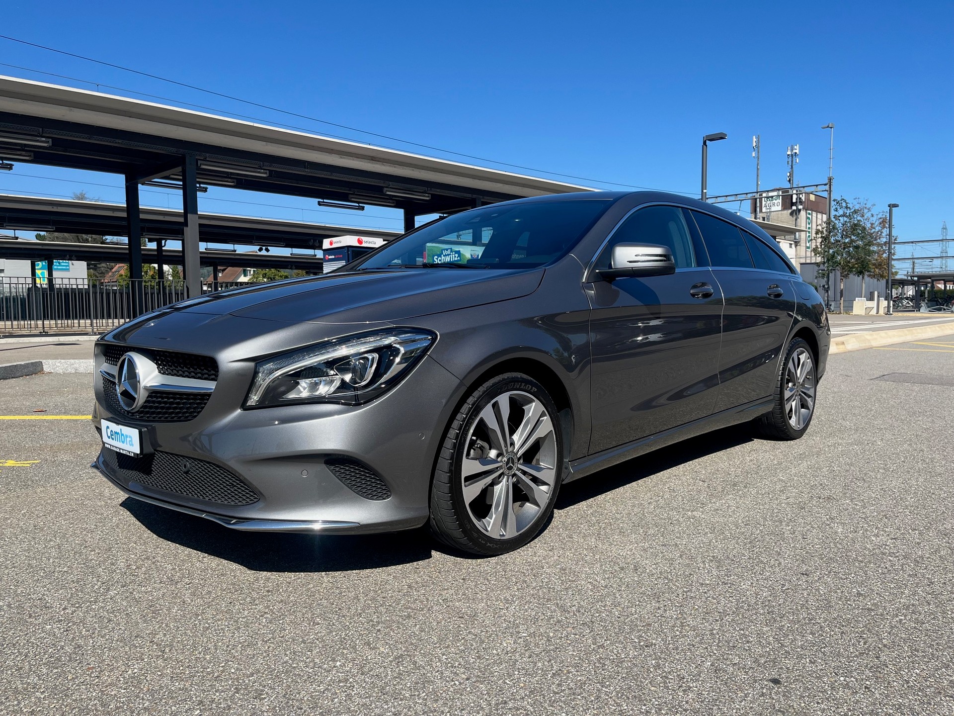 MERCEDES-BENZ CLA Shooting Brake 180 7G-DCT