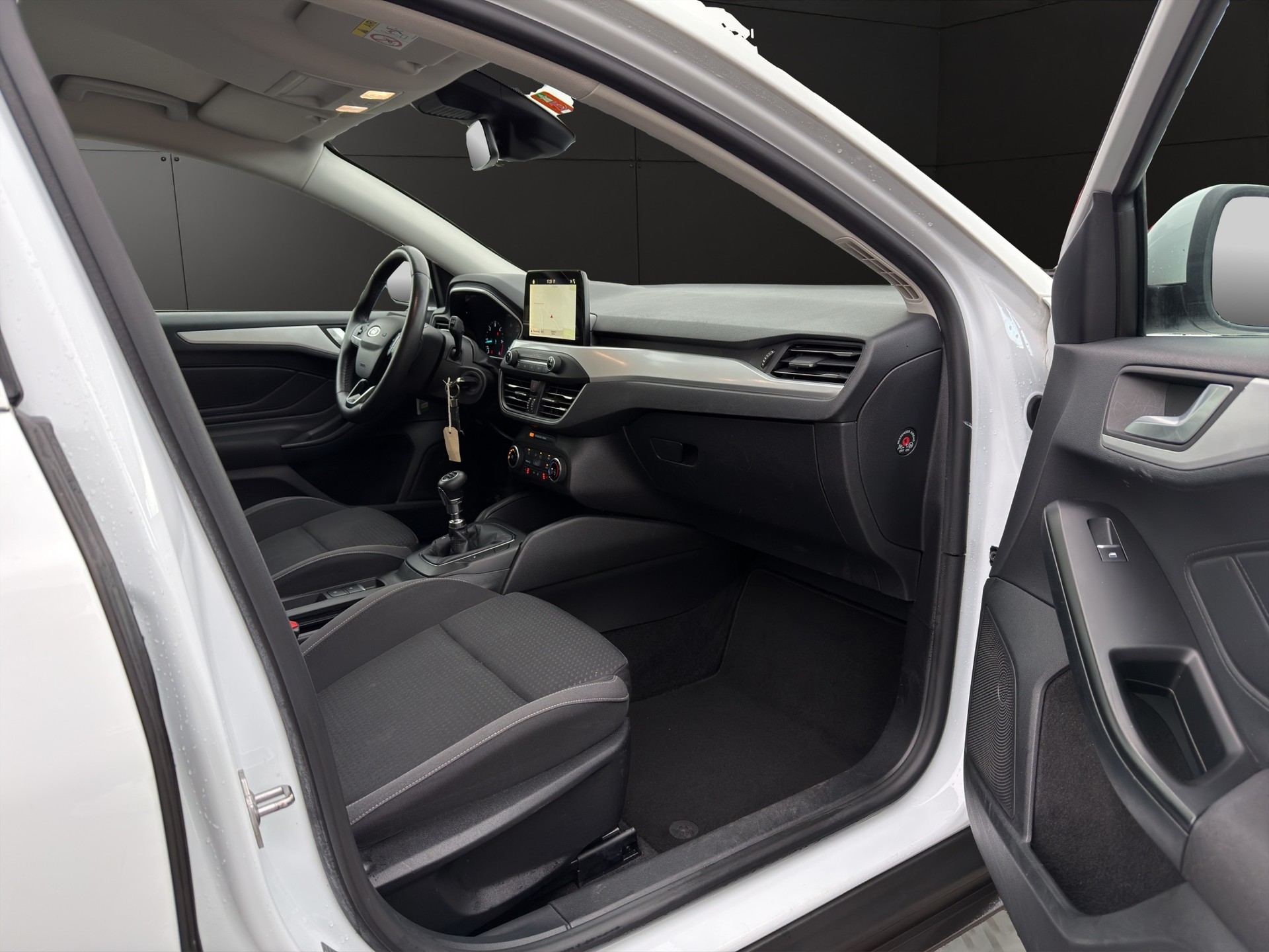 FORD Focus 1.5 TDCi Active-image-13