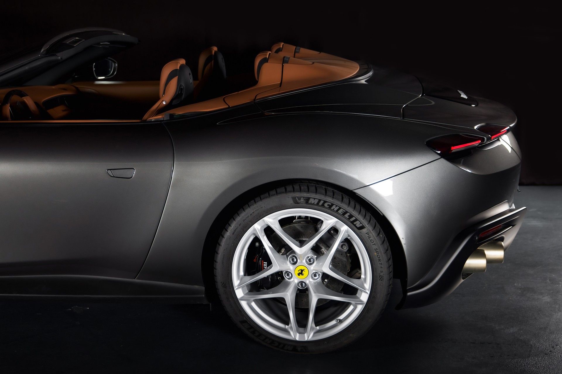 FERRARI Roma Spider 3.9 V8 T-image-9