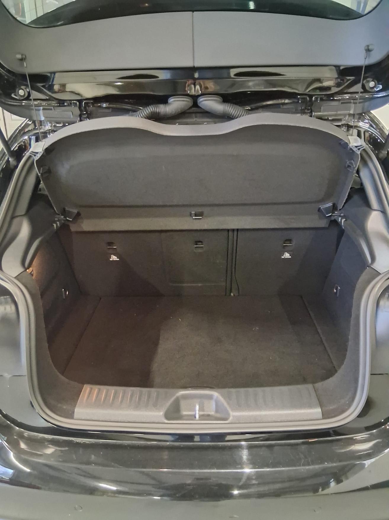 MERCEDES-BENZ A 45 4x4 AMG 4m-image-7