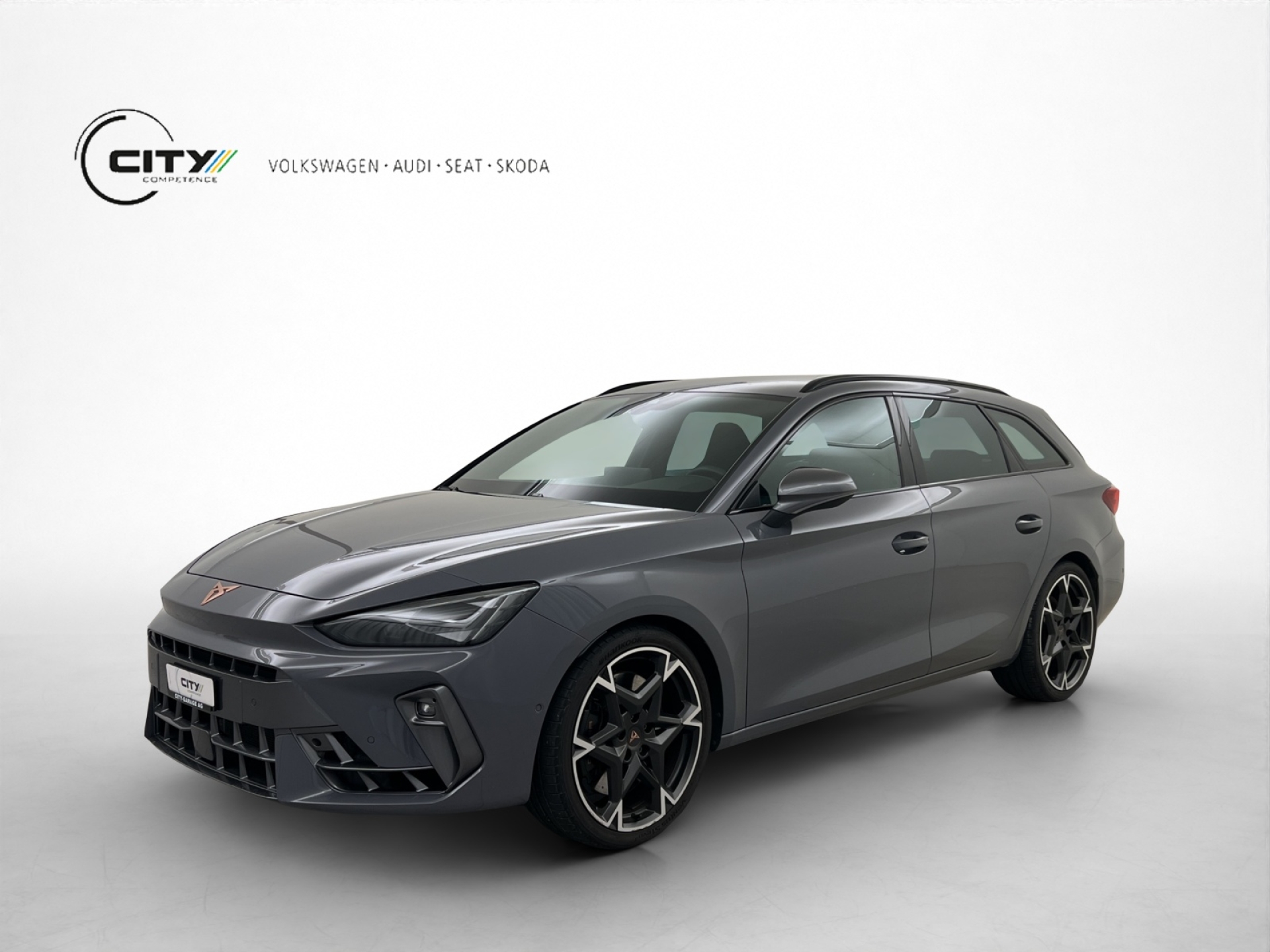 CUPRA Leon ST 2.0 TSI 333PS VZ 4Drive-image-0