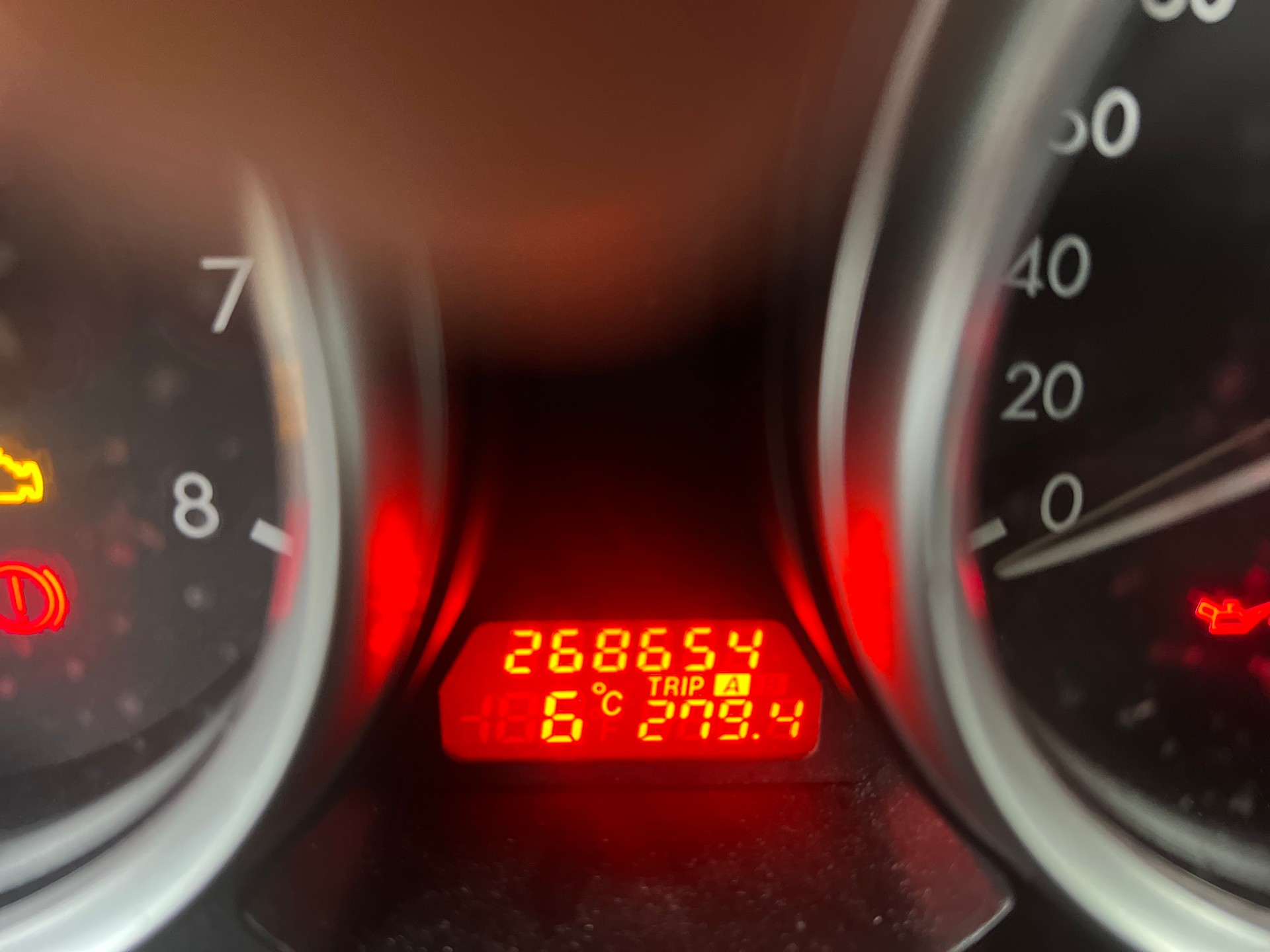 MAZDA 6 2.0 16V Exclusive-image-8