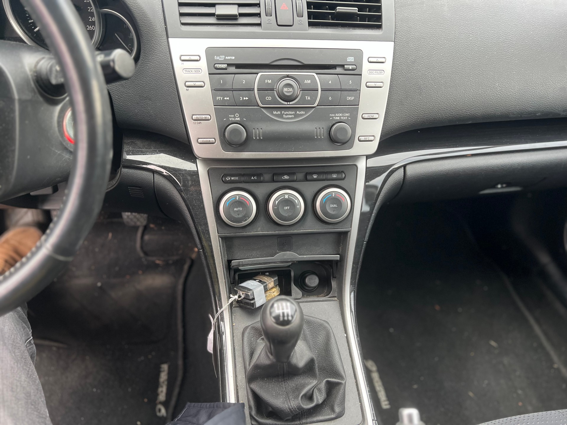 MAZDA 6 2.0 16V Exclusive-image-7