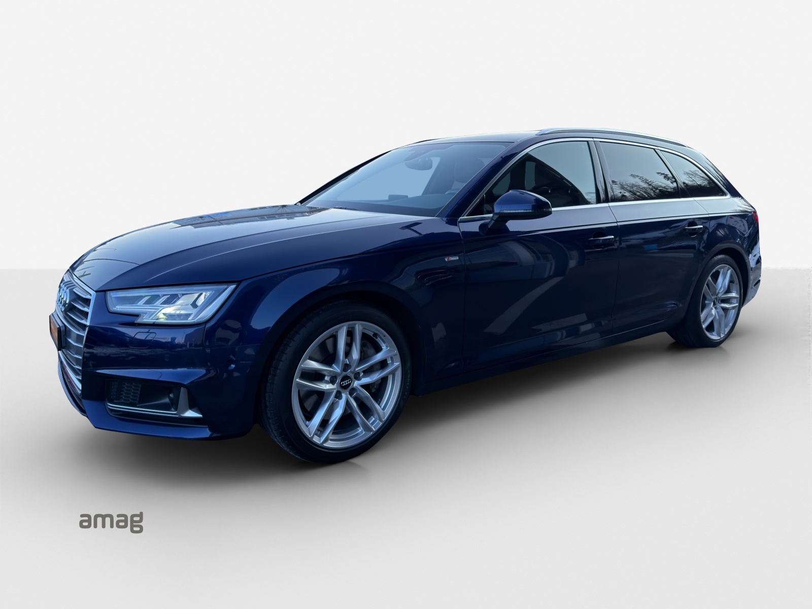 AUDI A4 Avant 45 TFSI Sport Attraction S-tronic quattro-image-0
