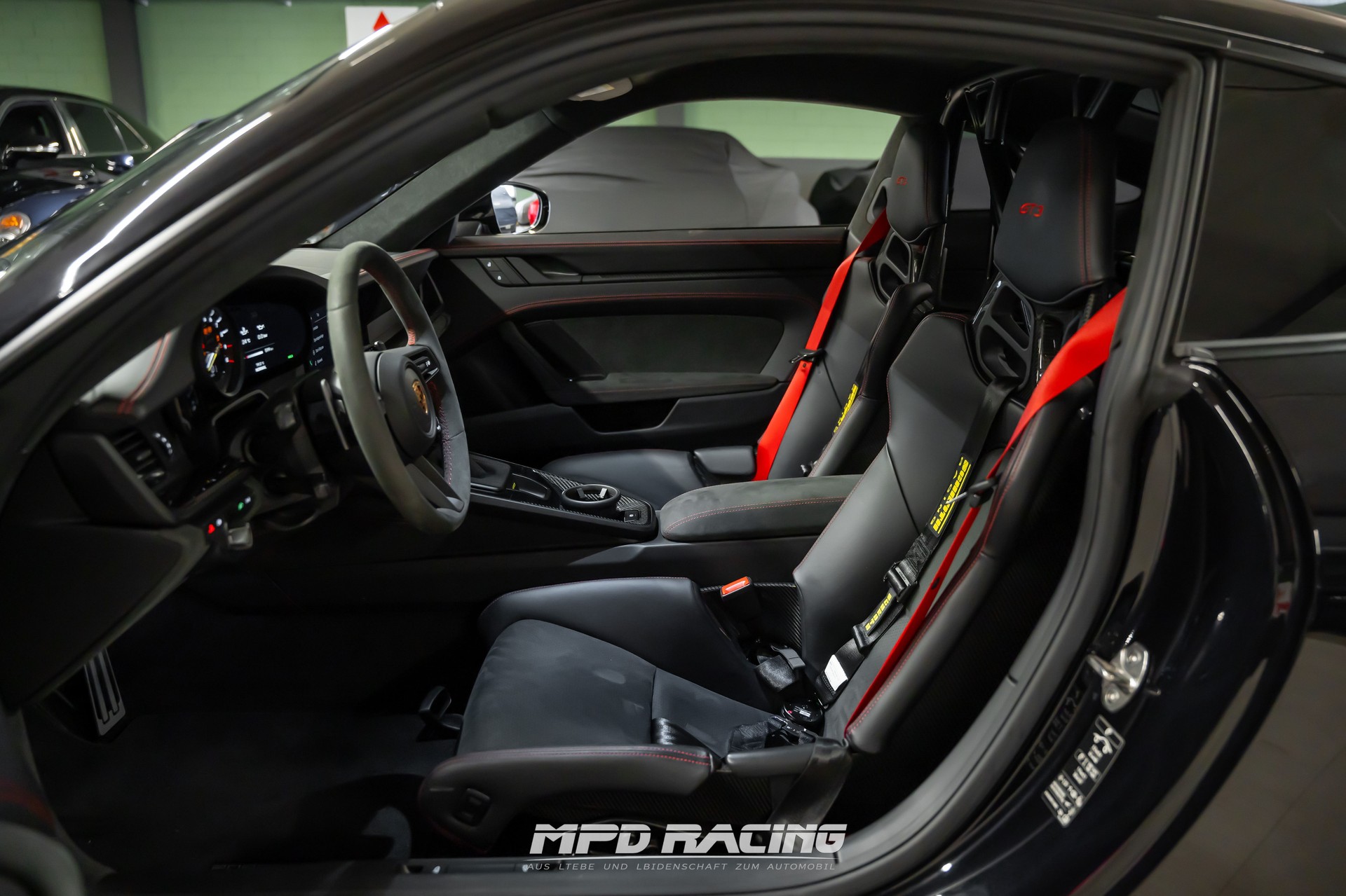 PORSCHE 911 GT3 PDK Clubsport Leichtbau-image-11