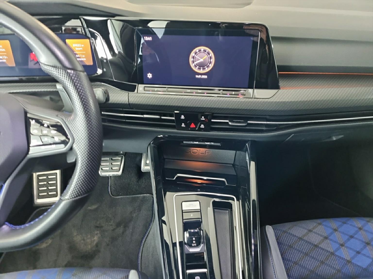VW Golf Variant 2.0 R 4M DSG ABT 380PS-image-7