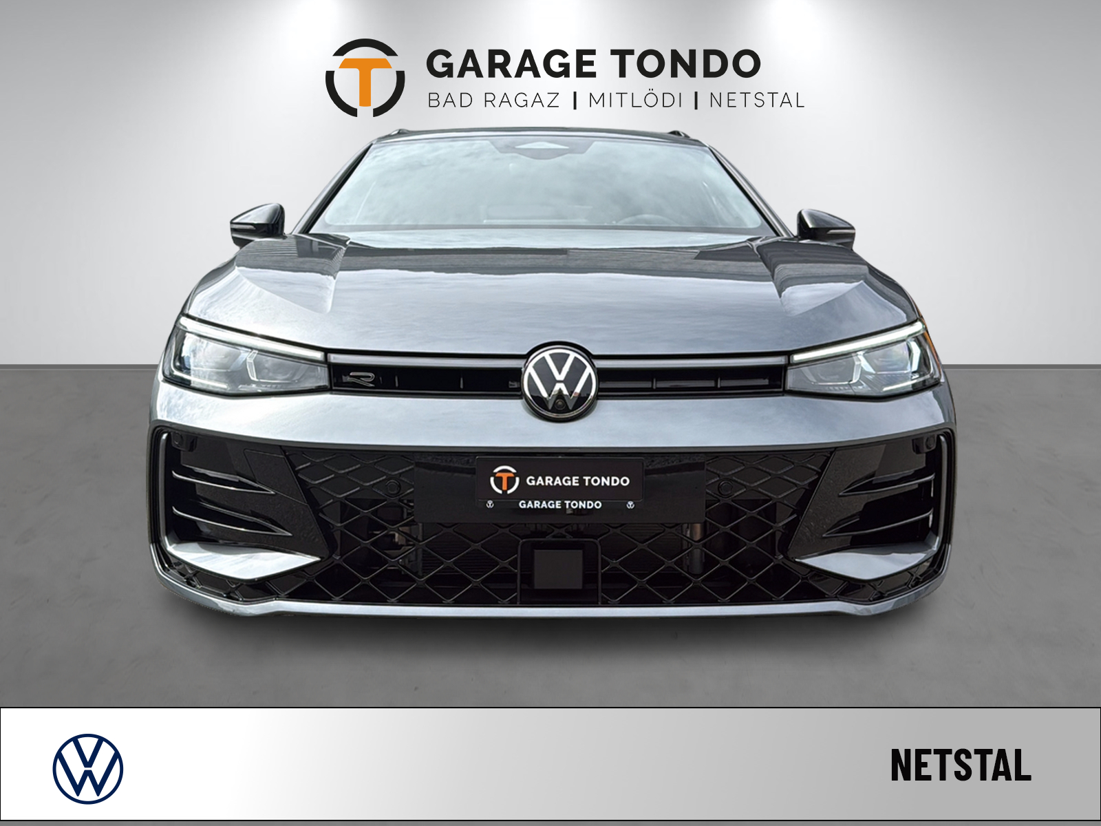 VW Passat Variant 2.0 TSI R-Line DSG 4motion-showroom-element-1